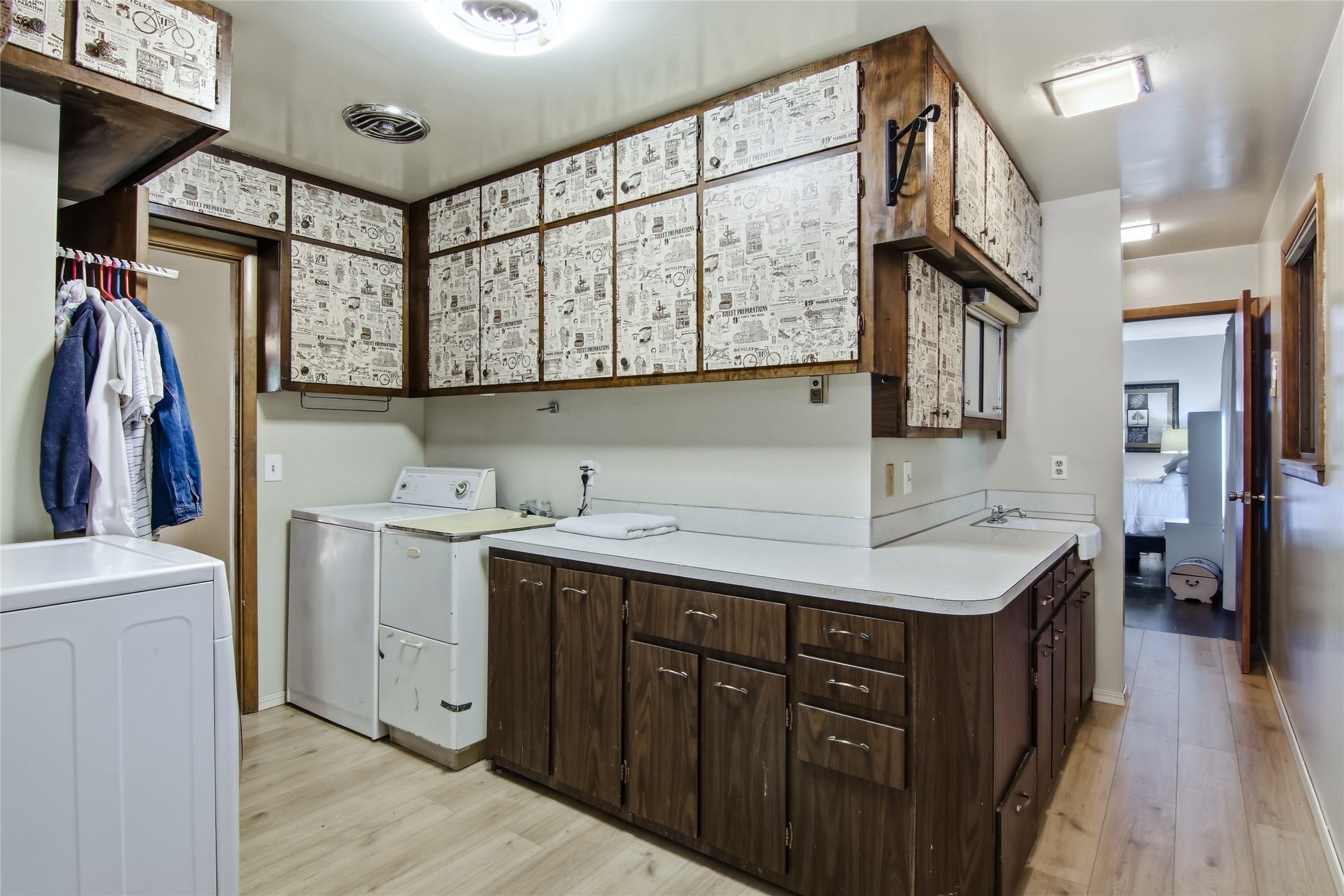 2316 5th Street E Property Photo 21