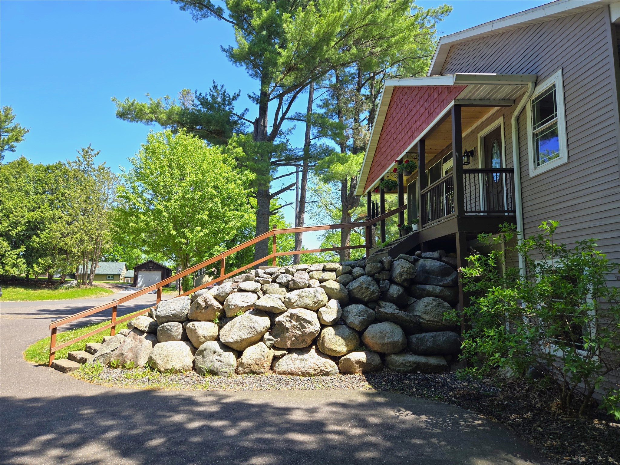 1325 Island Avenue Property Photo 9