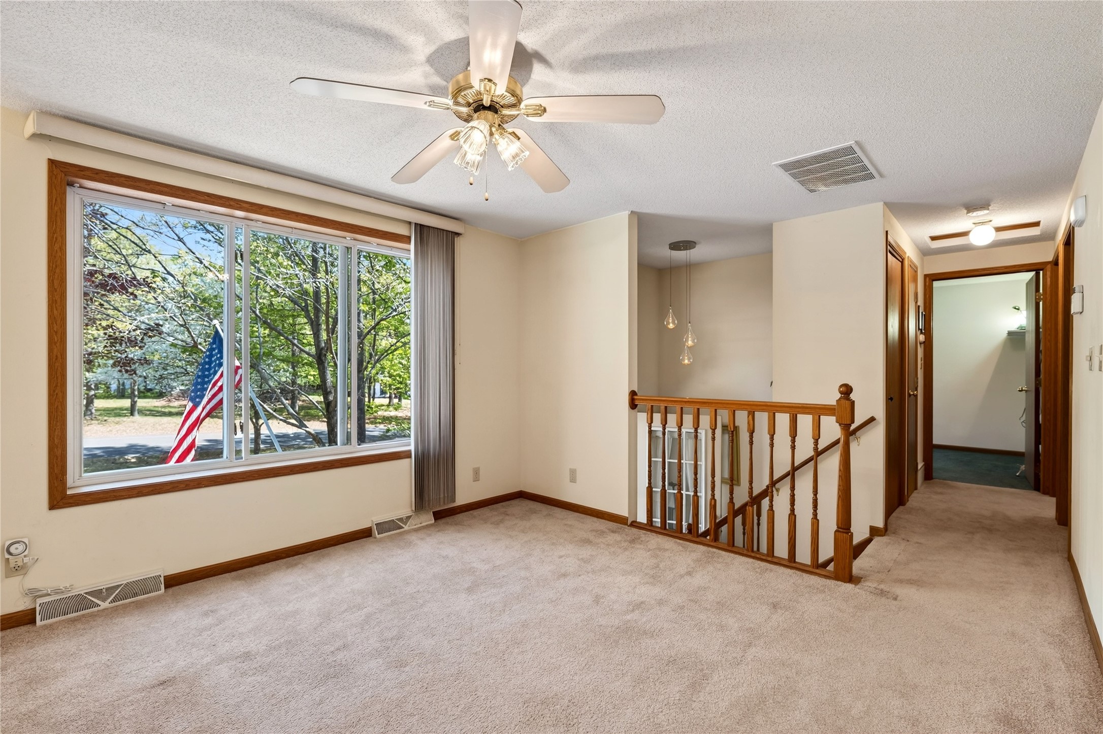 9124 E Hill Top Drive Property Photo 4