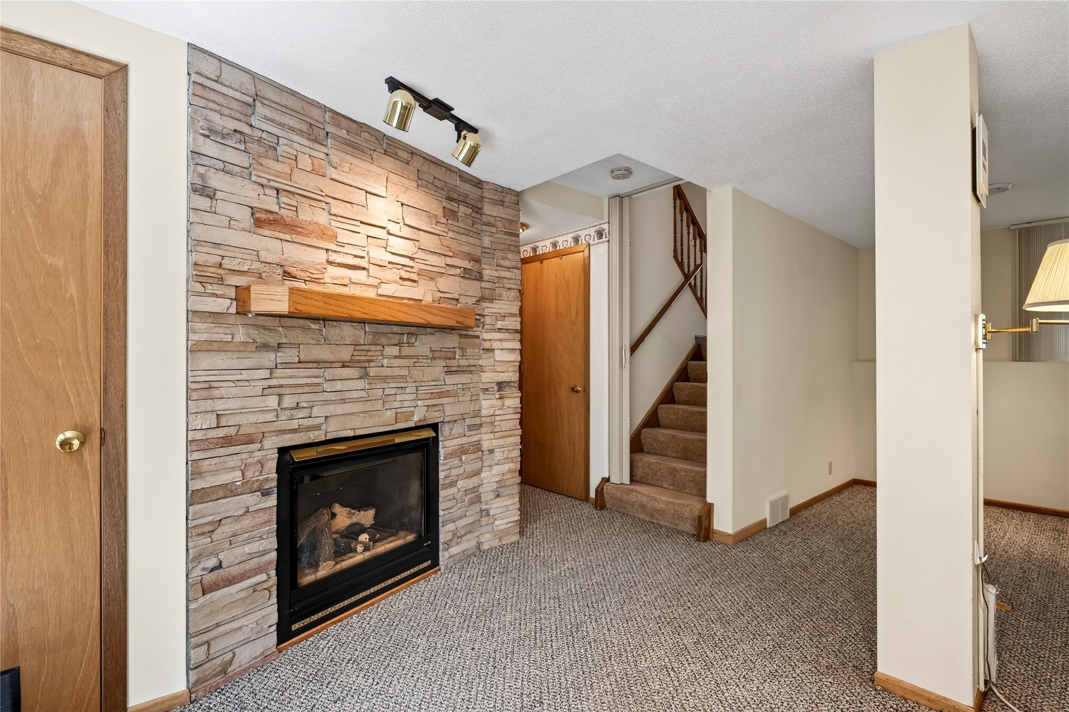 9124 E Hill Top Drive Property Photo 32