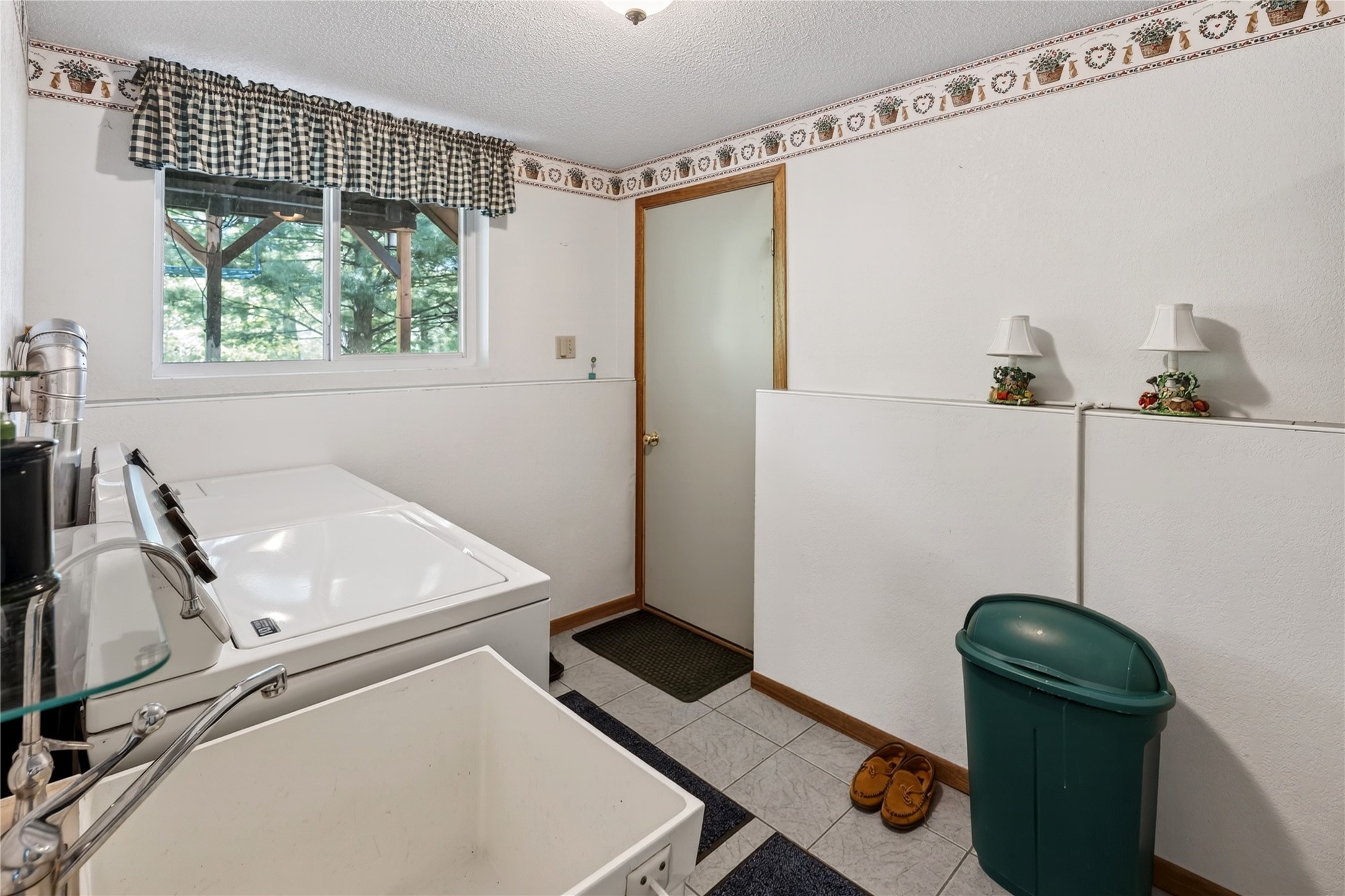 9124 E Hill Top Drive Property Photo 41