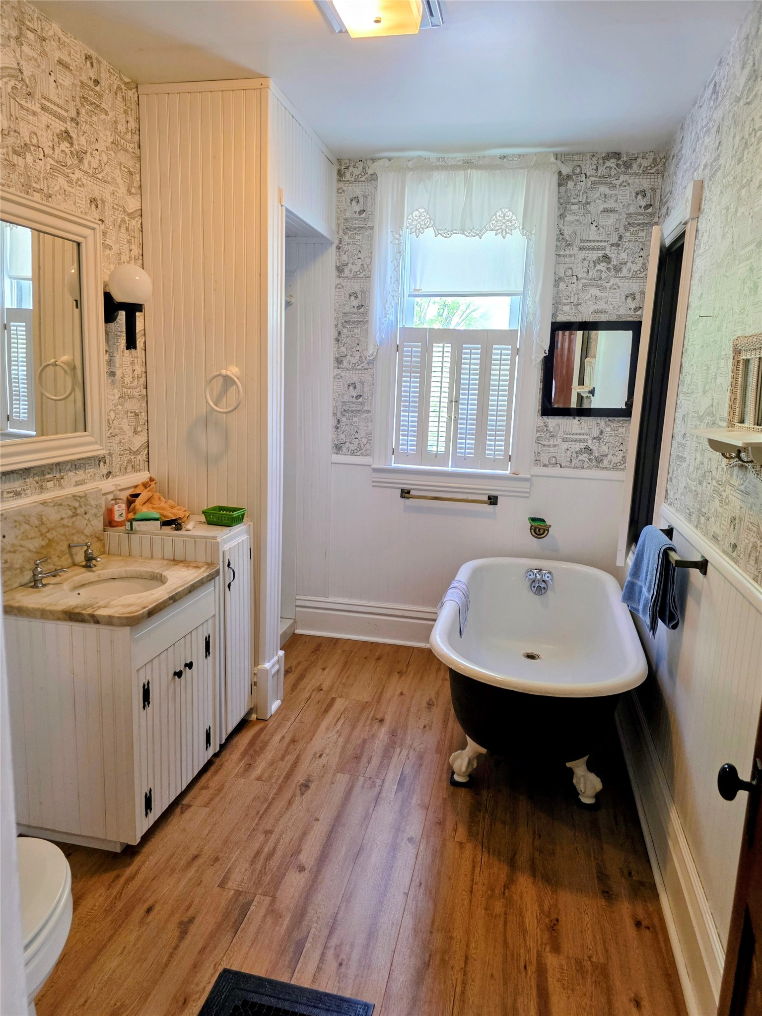 9 4th Avenue Property Photo 44