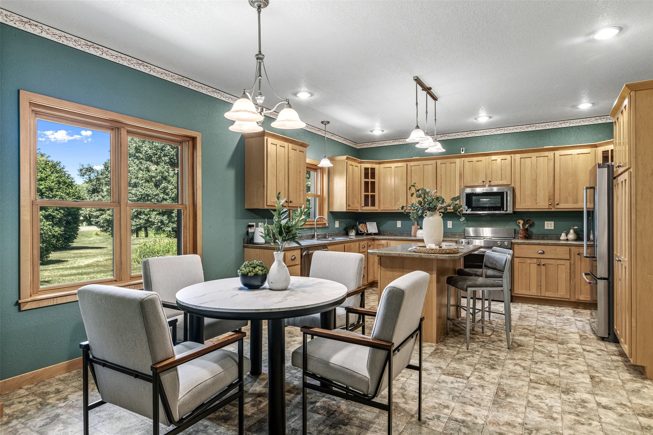 16102 120th Avenue Property Photo 8