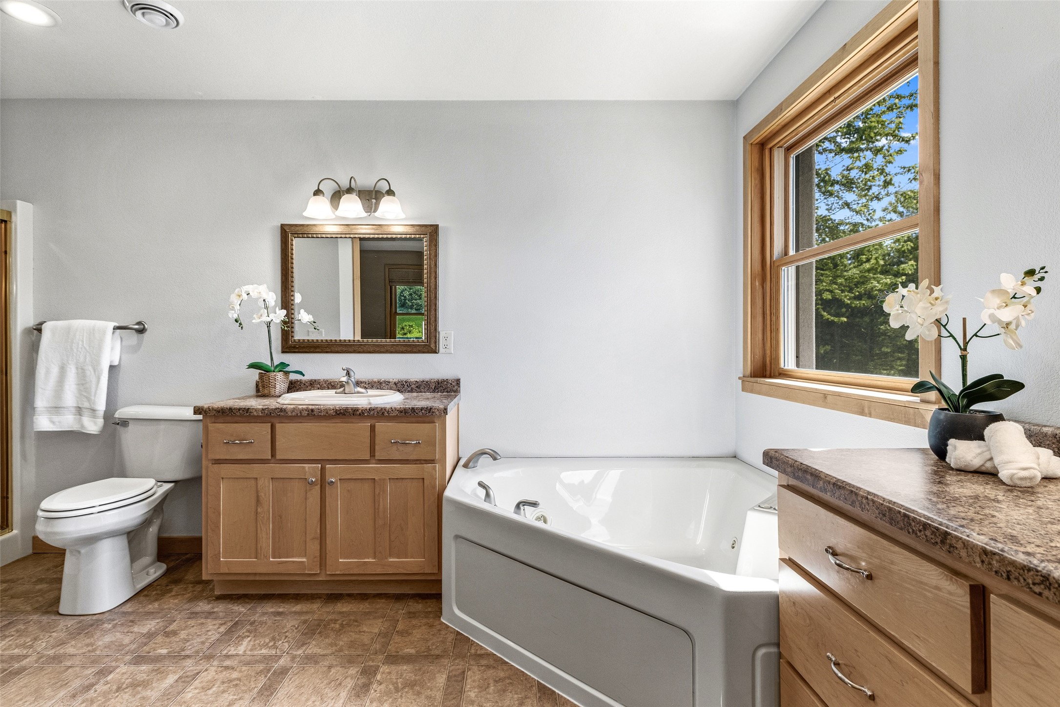 16102 120th Avenue Property Photo 13