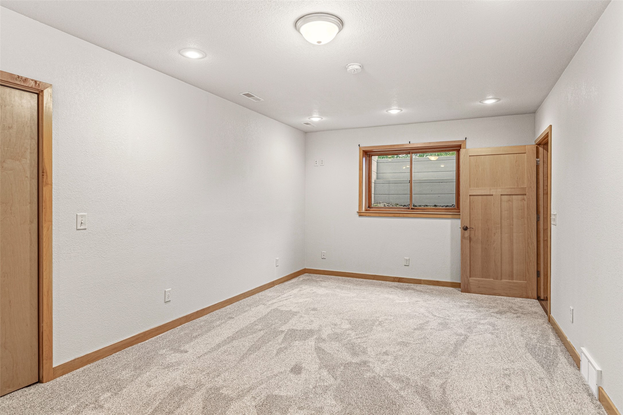 16102 120th Avenue Property Photo 20