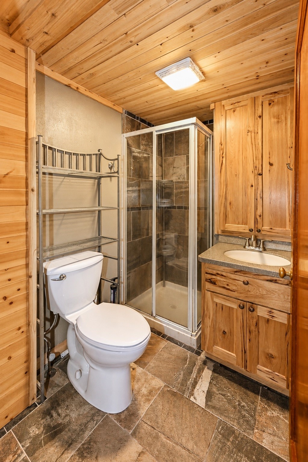 1368 21 3/4 Street Property Photo 11