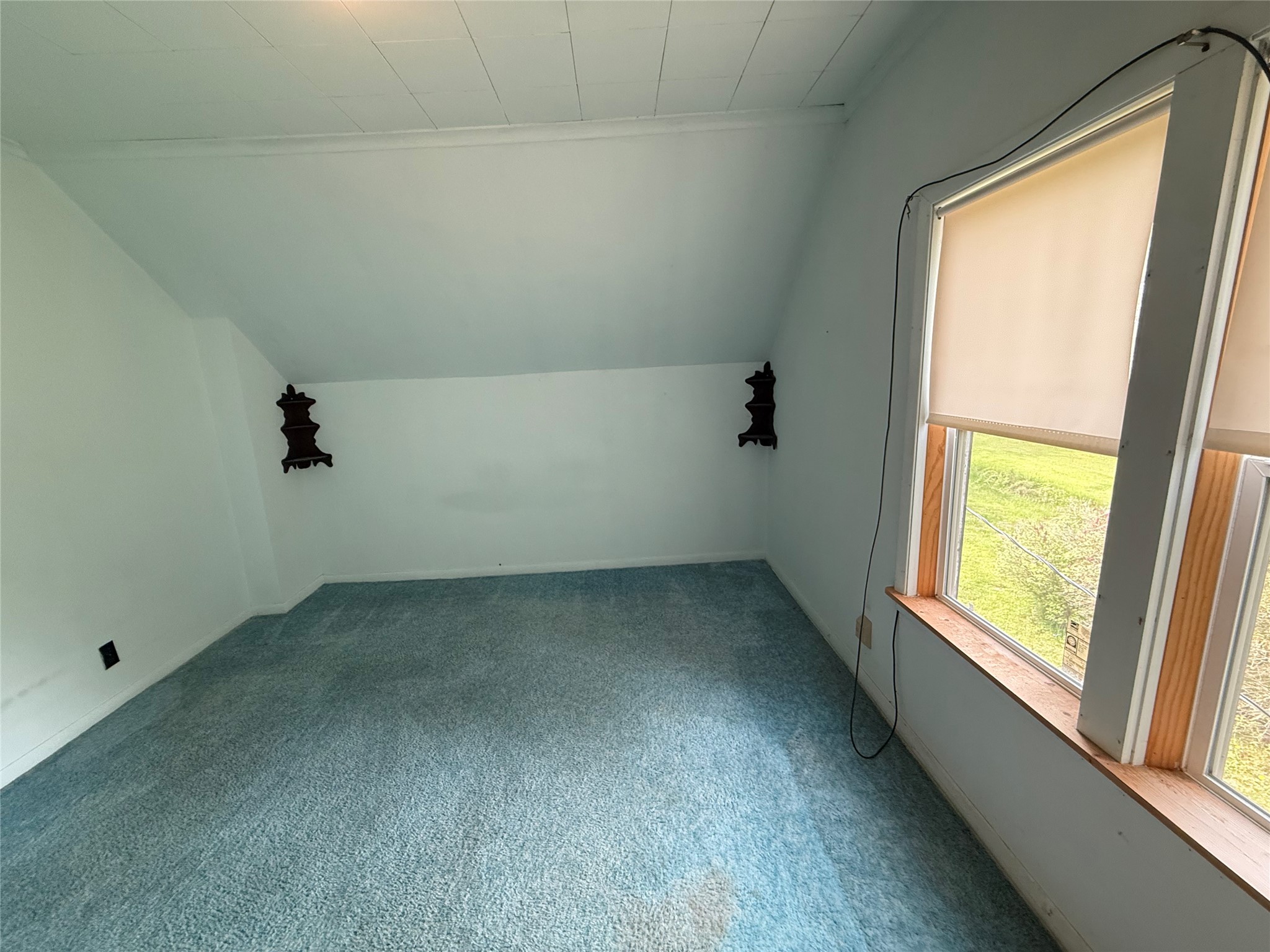 9170 School Road Property Photo 12