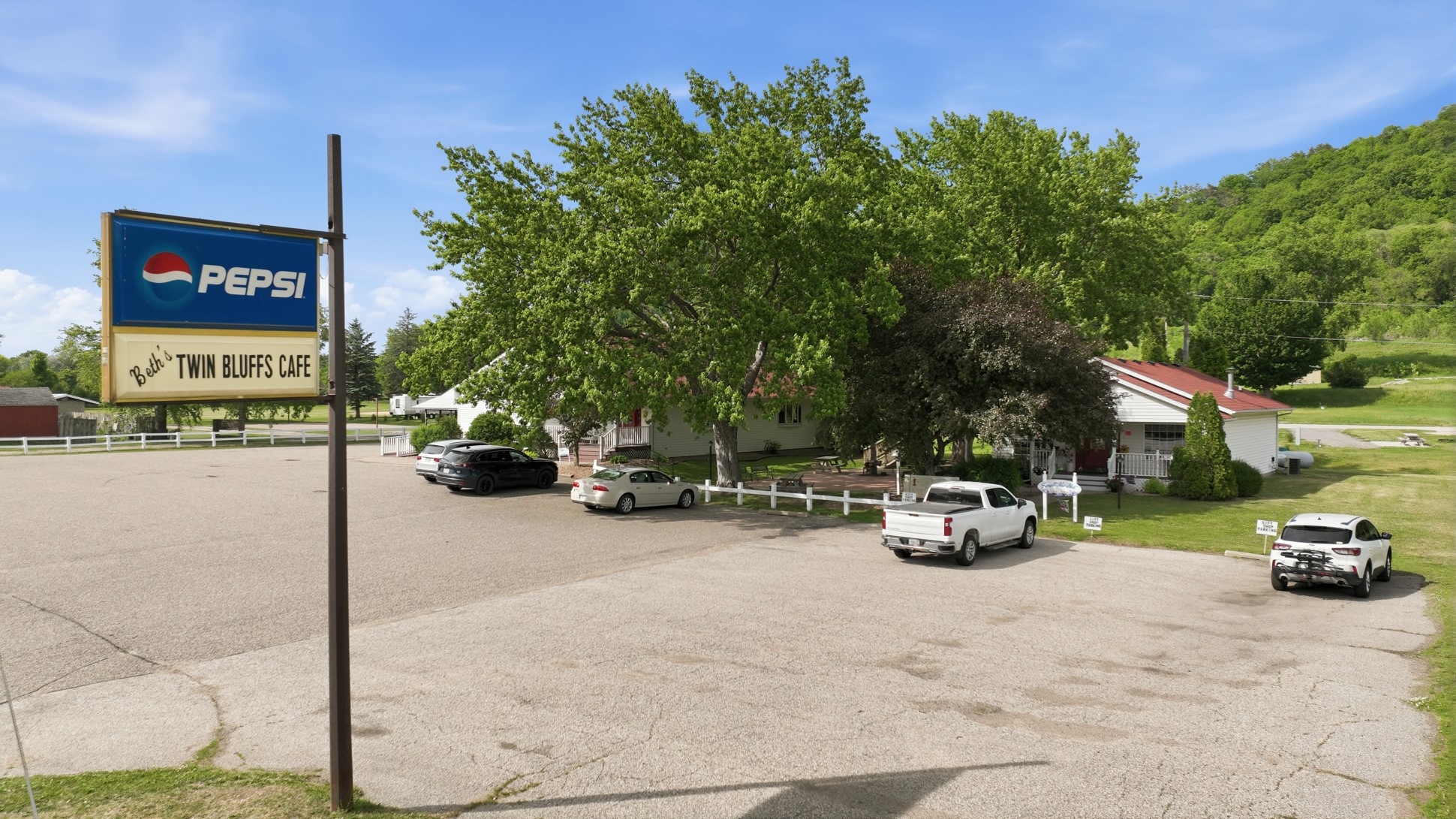 1601736 Property Photo 6