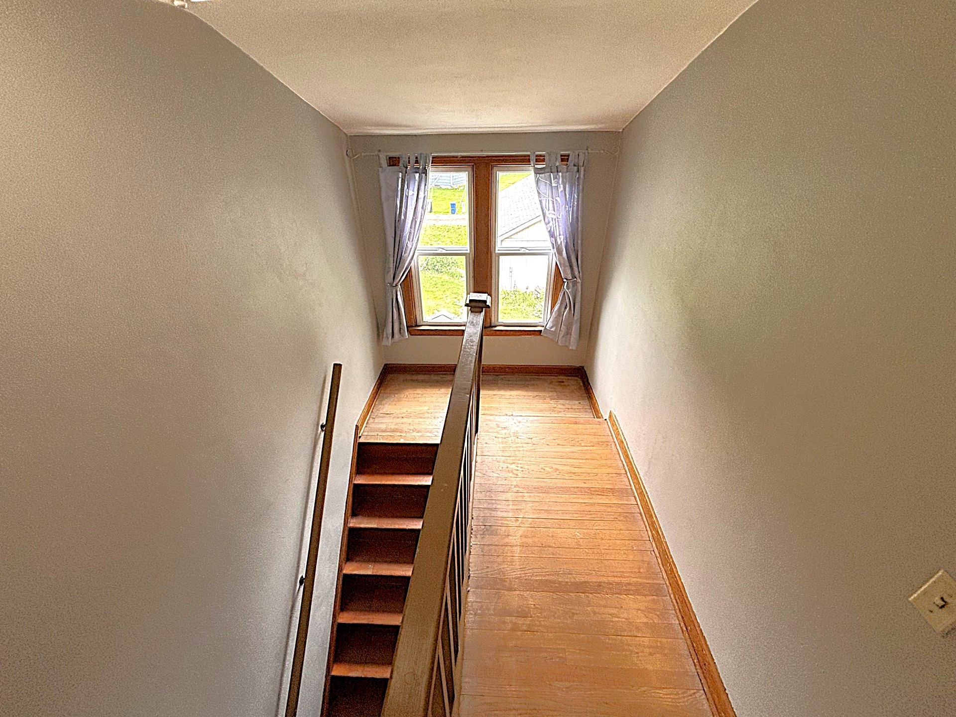 515 Oak Street Property Photo 23