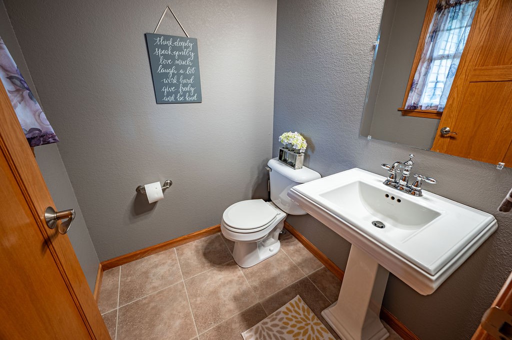444 W Overlook Drive Property Photo 11
