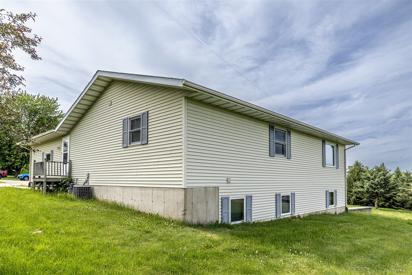 113 Meadow View Drive Property Photo 4