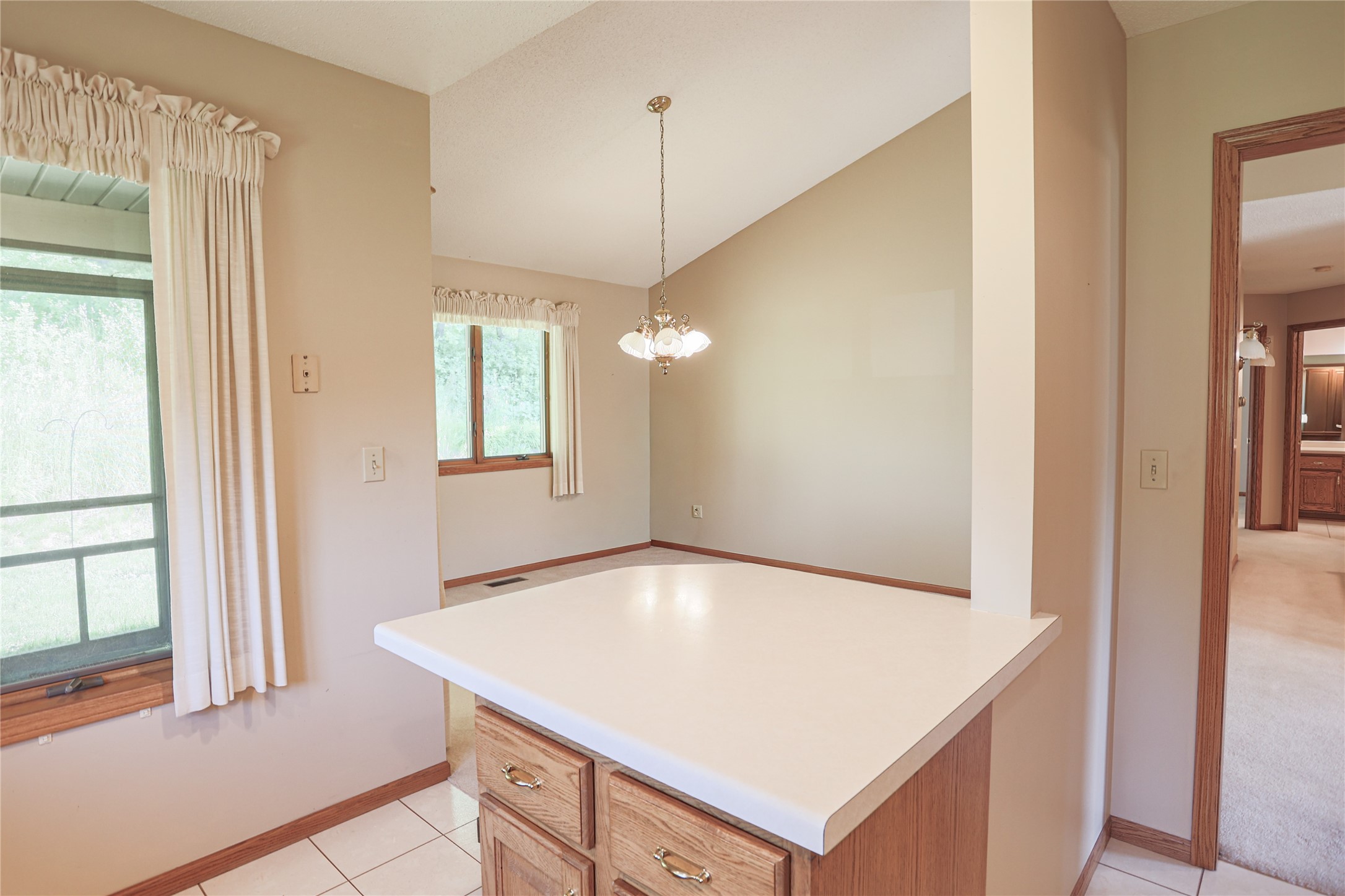 1825 Golf View Drive Property Photo 6