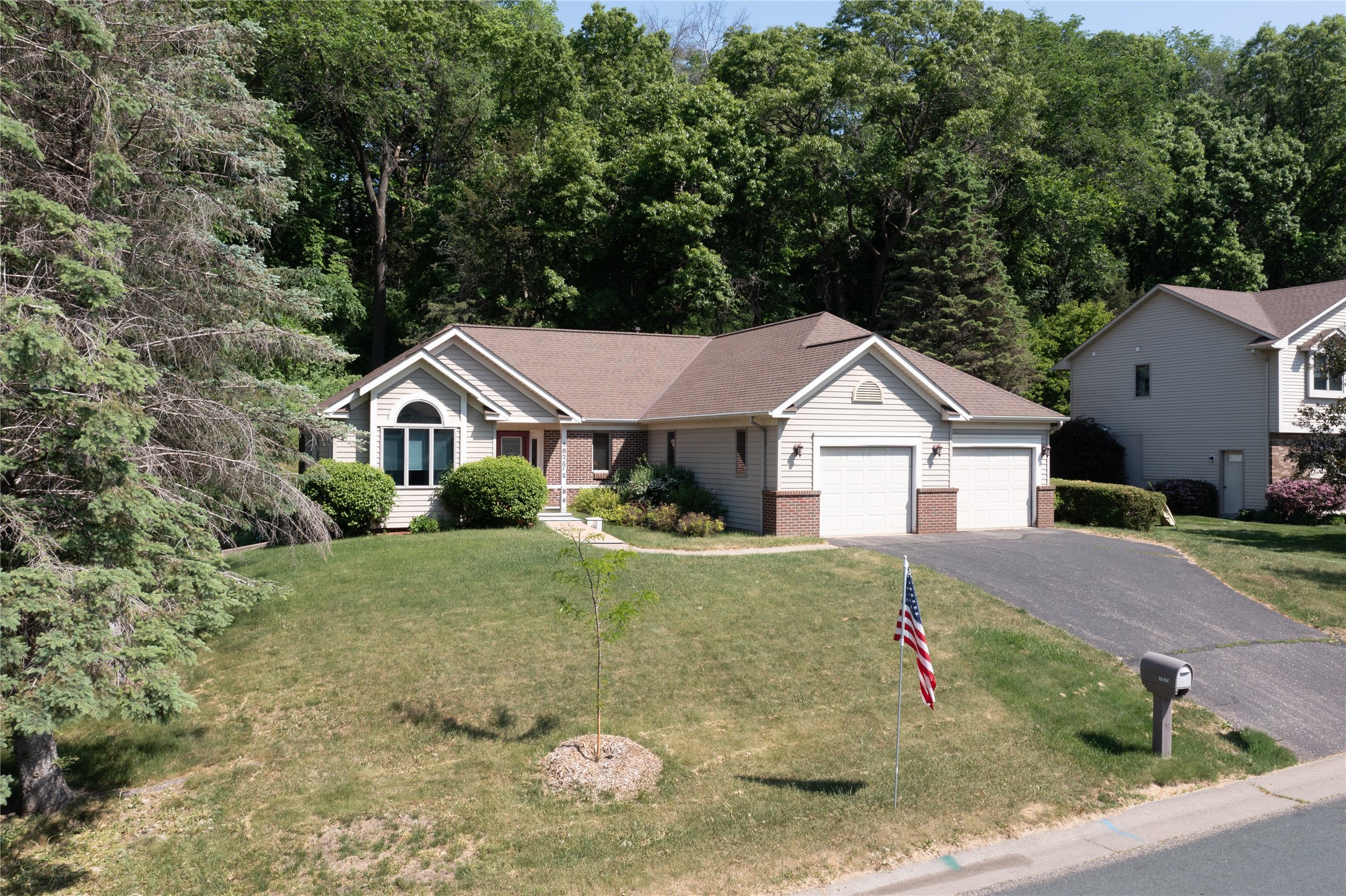 1825 Golf View Drive Property Photo 23