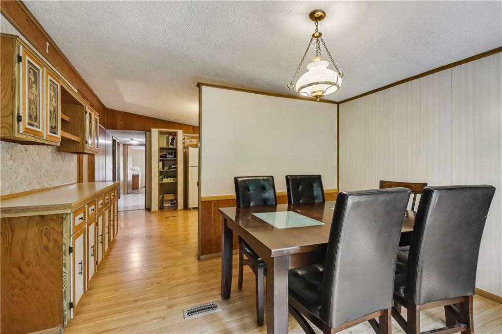 2204 N County Road E Property Photo 11