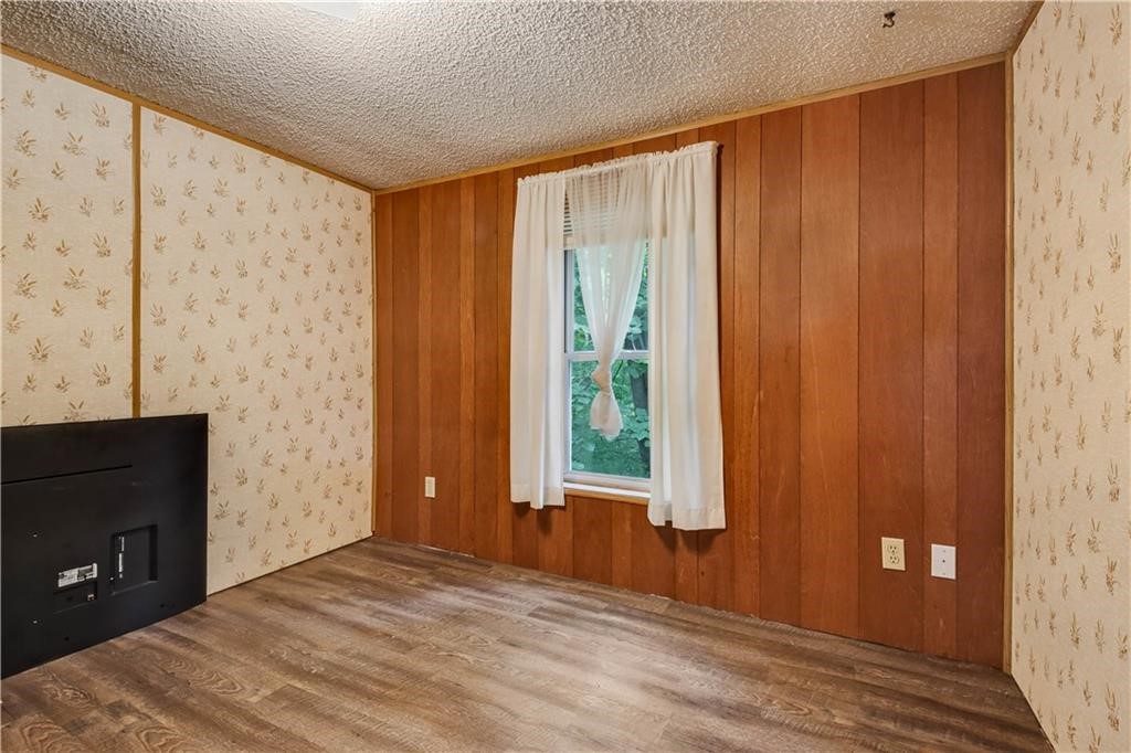 2204 N County Road E Property Photo 15
