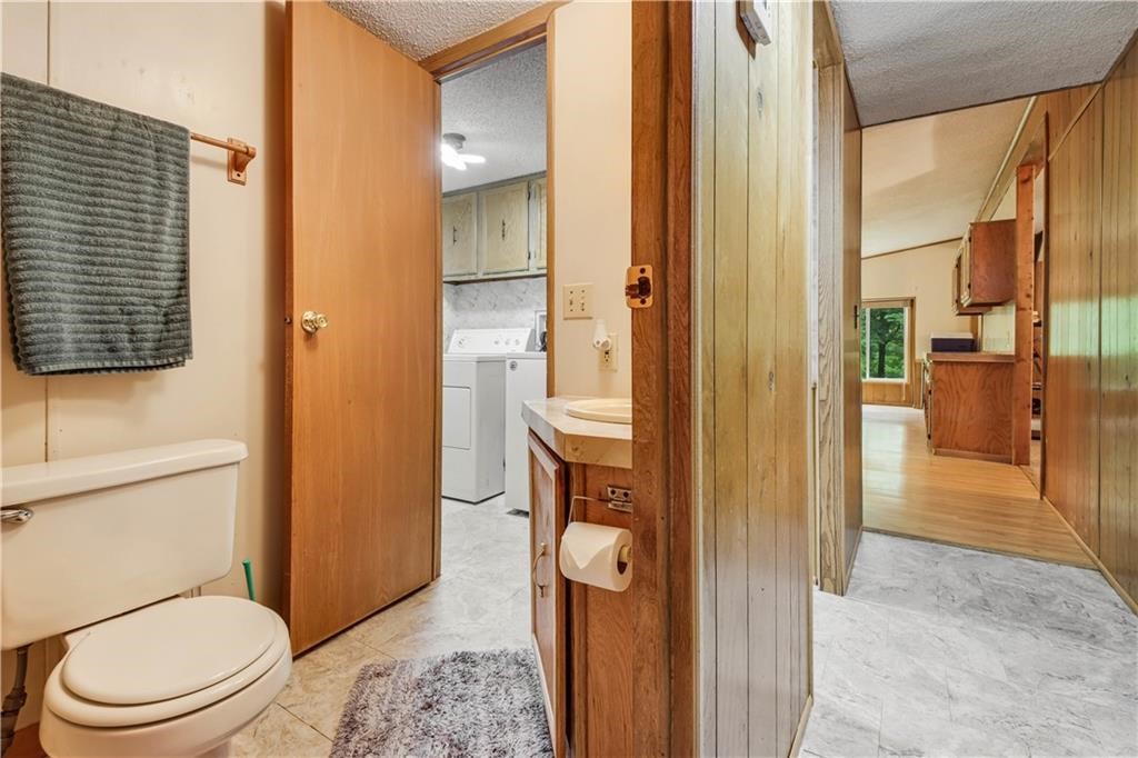 2204 N County Road E Property Photo 19