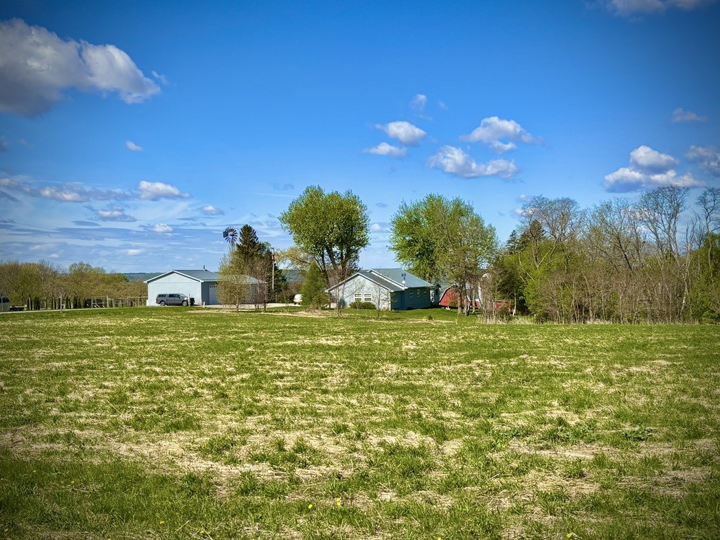 N2095 Twin Bluff Lane Property Photo 12