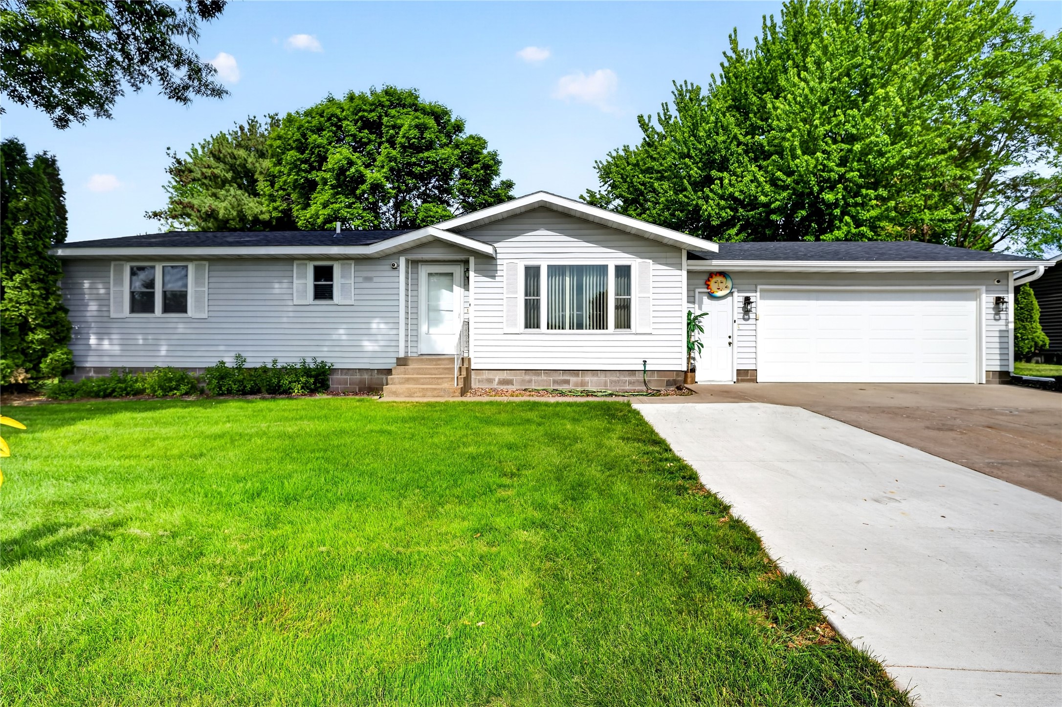 1710 Carrie Avenue Property Photo 1