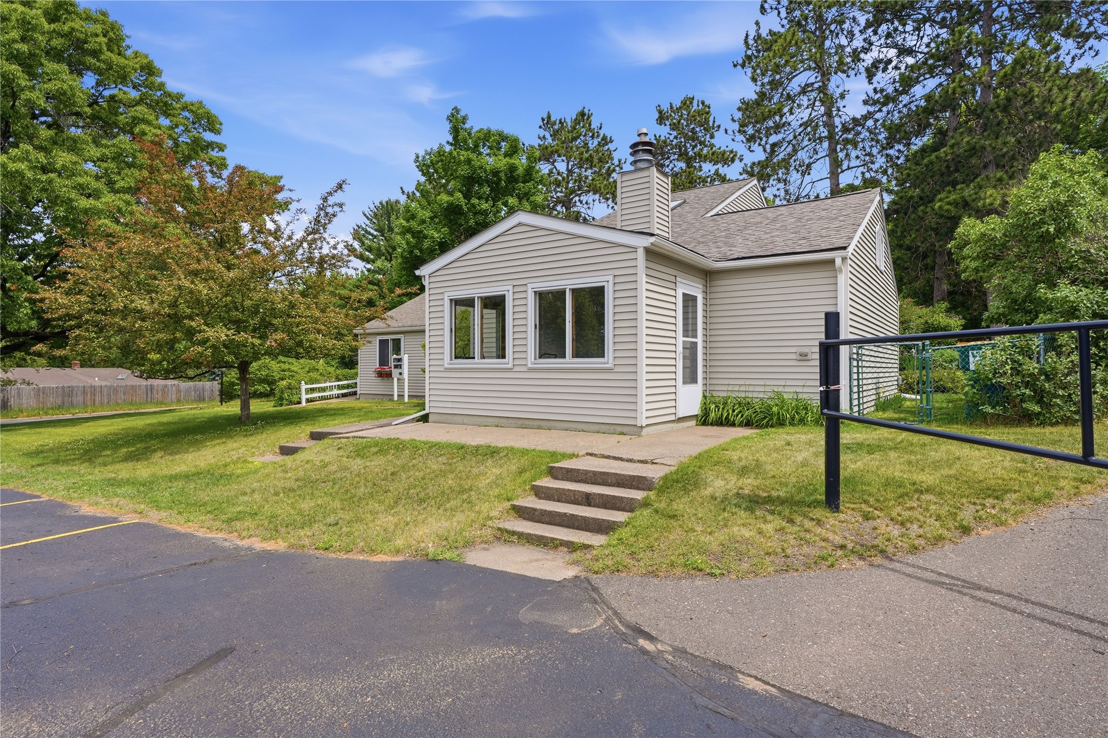 1707 South Street Property Photo 41