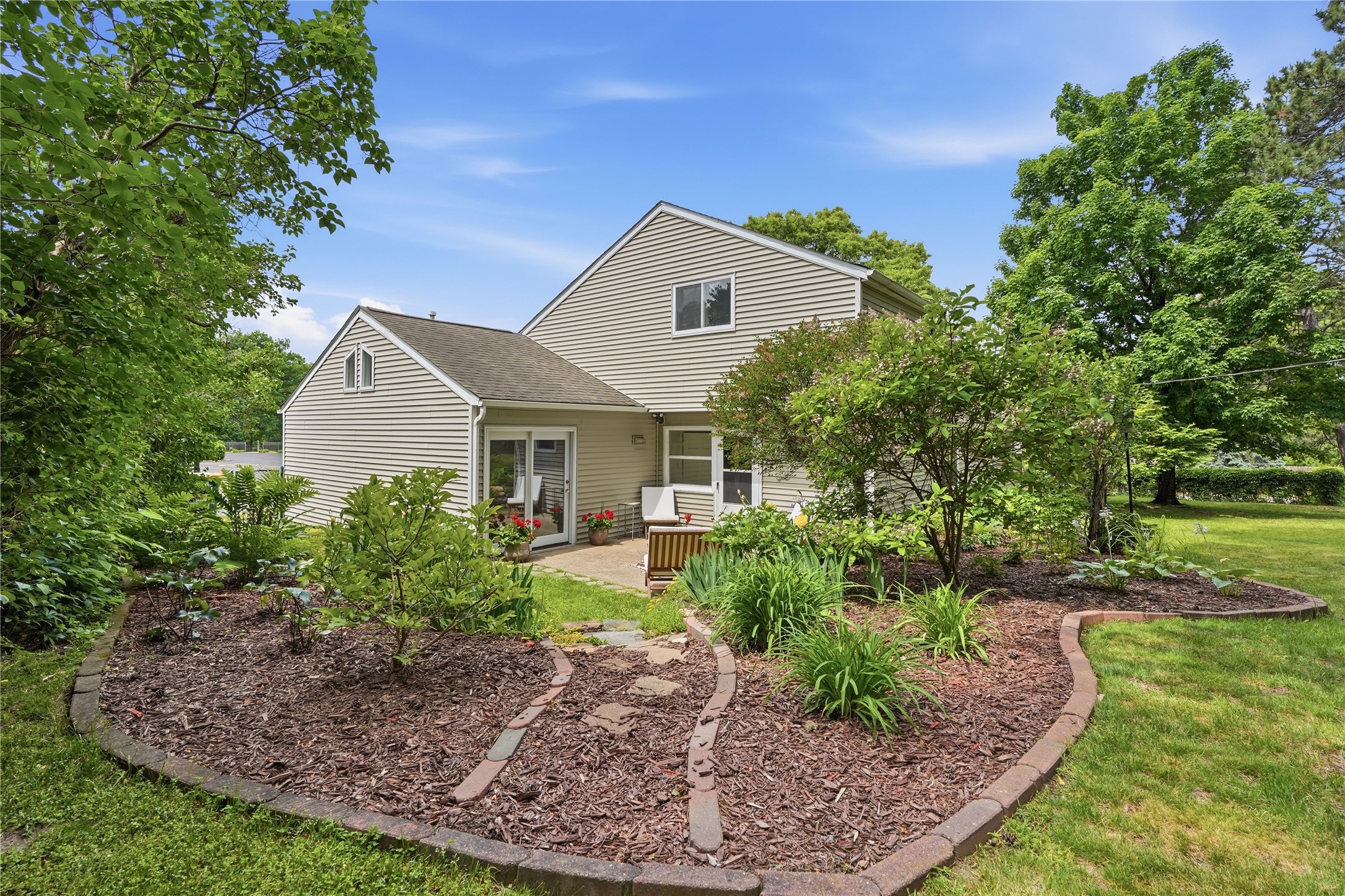 1707 South Street Property Photo 49