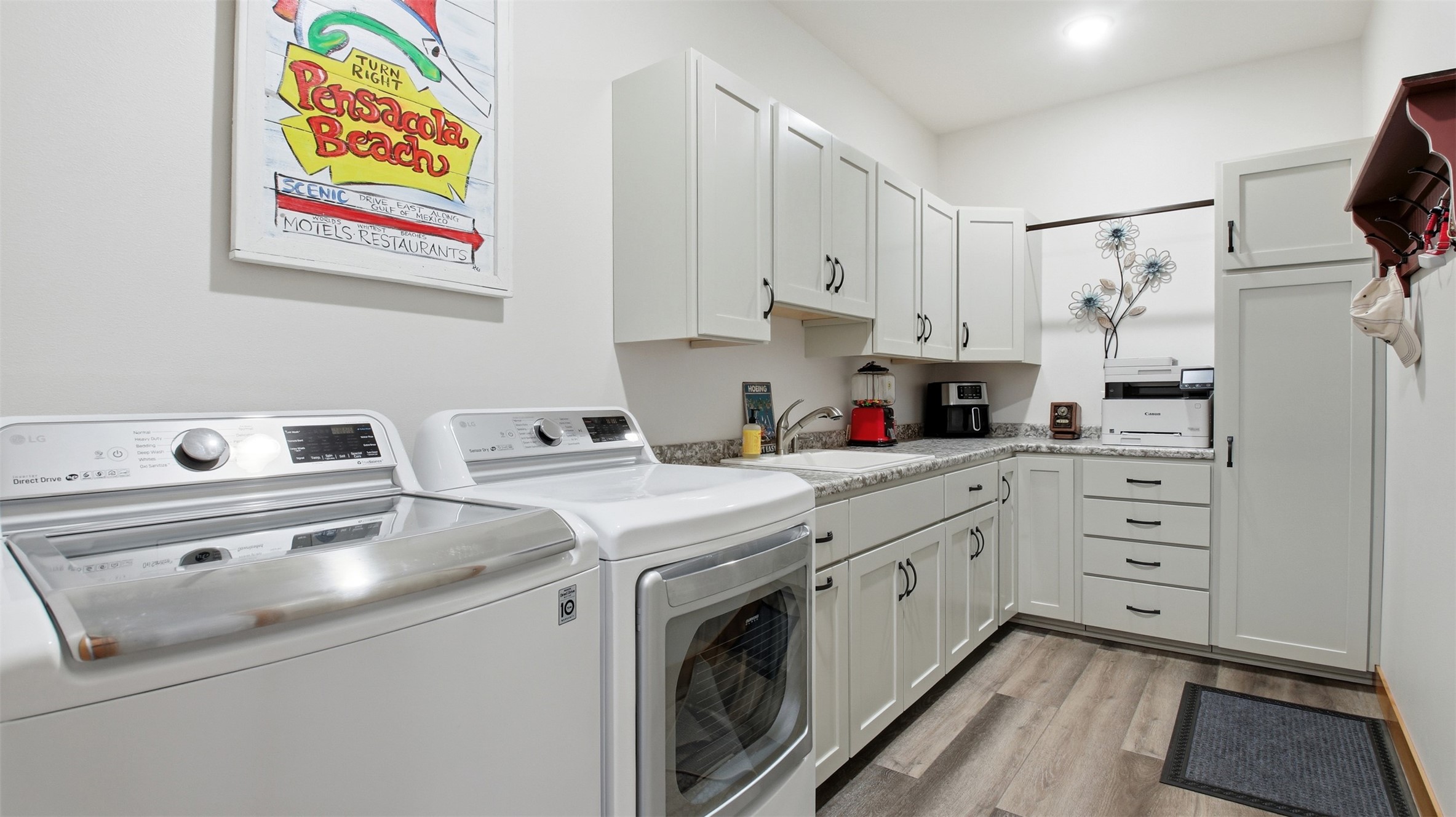 952a 24 7/8 Street Property Photo 19