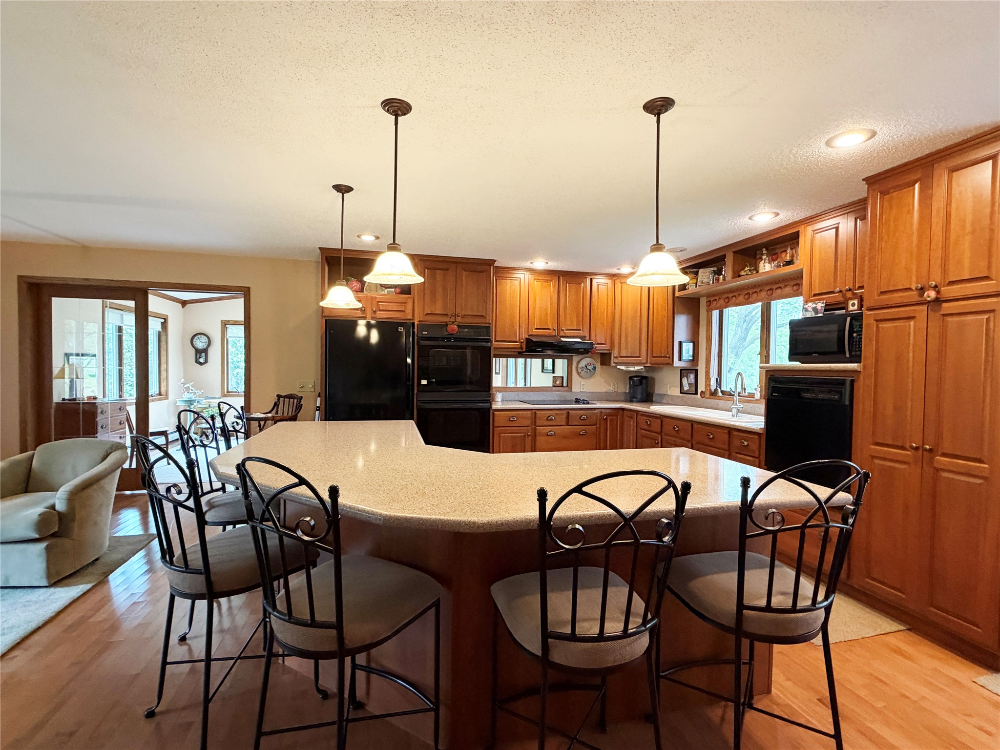 1915 22 1/2 Avenue Property Photo 5