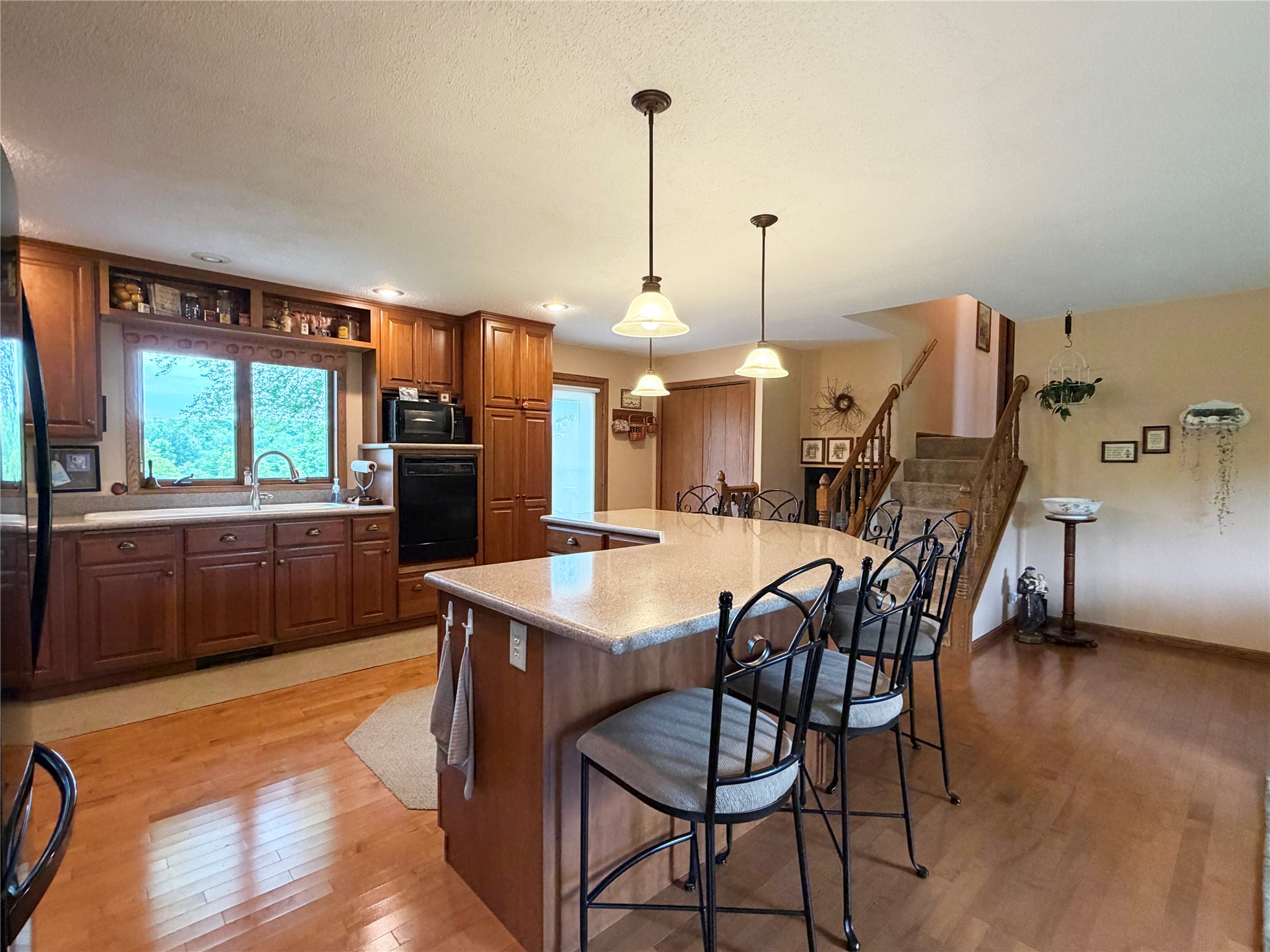 1915 22 1/2 Avenue Property Photo 7