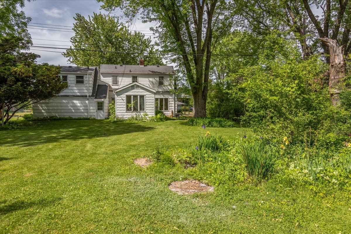 320 Elm Avenue W Property Photo 46