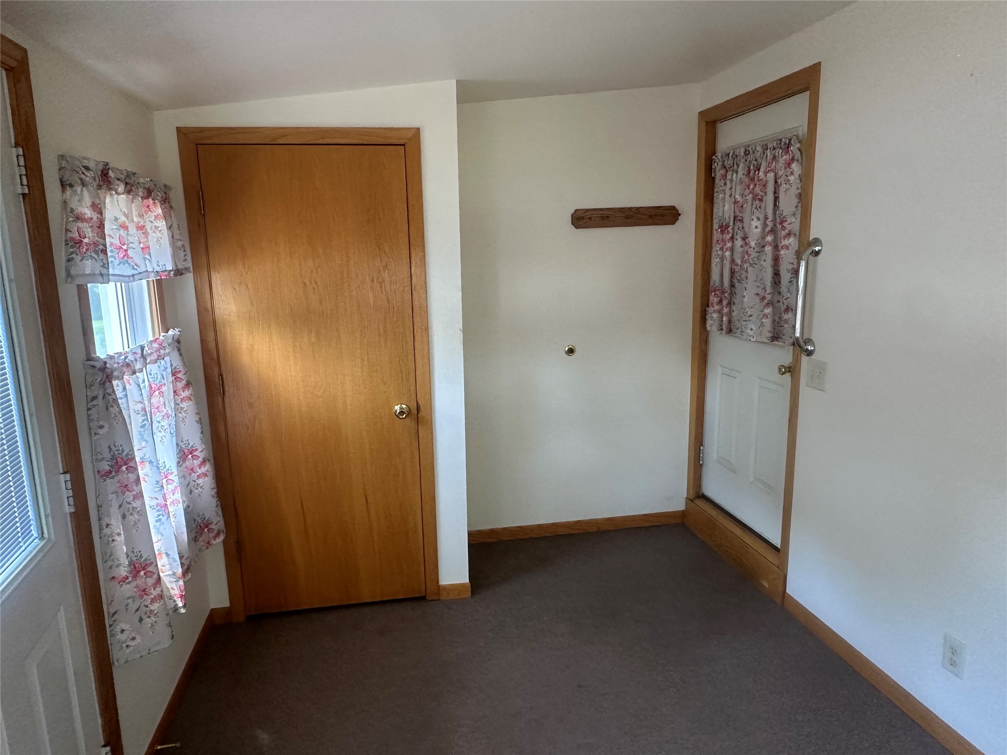 301 Cliff Street Property Photo 22