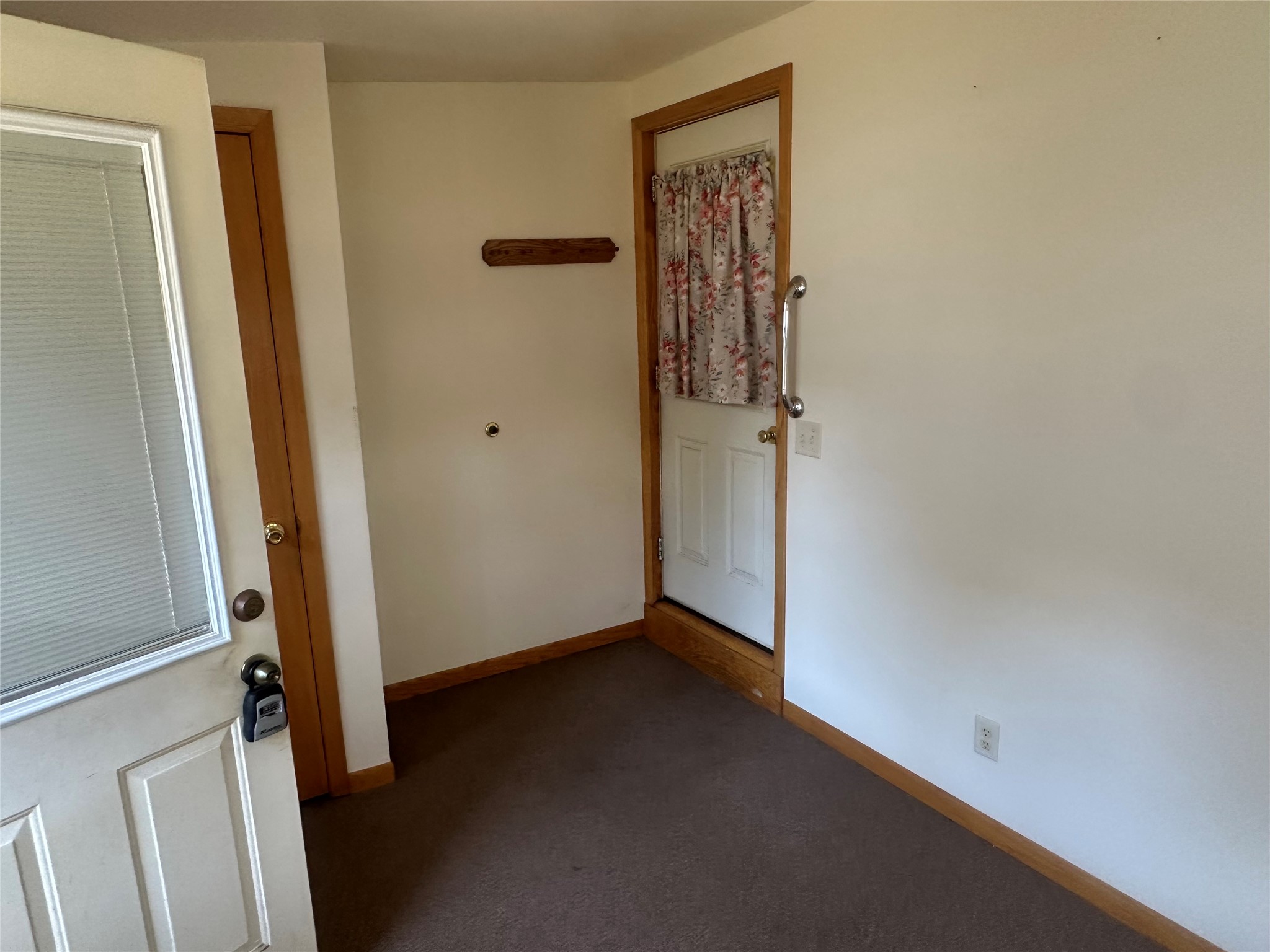 301 Cliff Street Property Photo 23