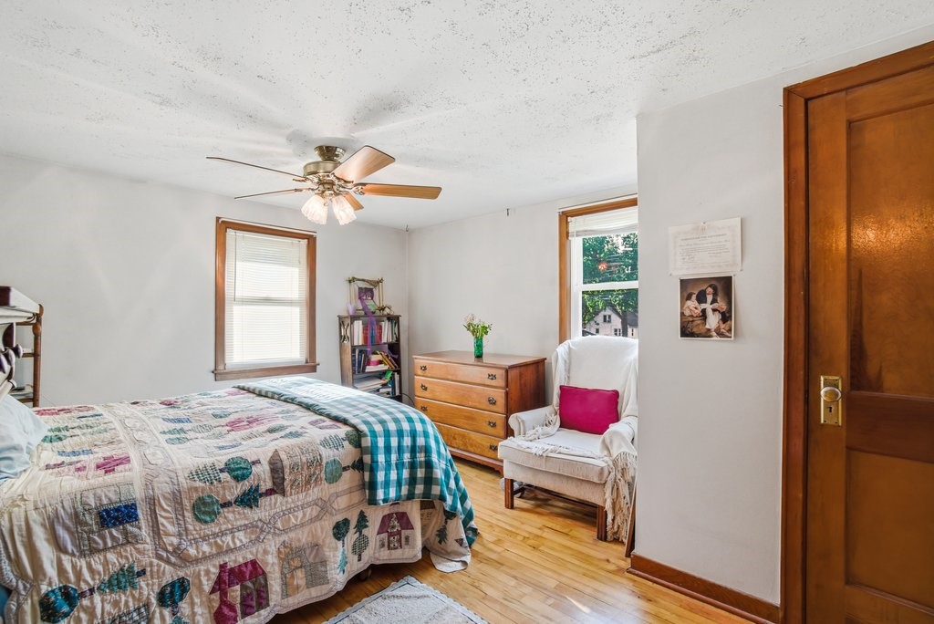 1102 14th Avenue E Property Photo 10
