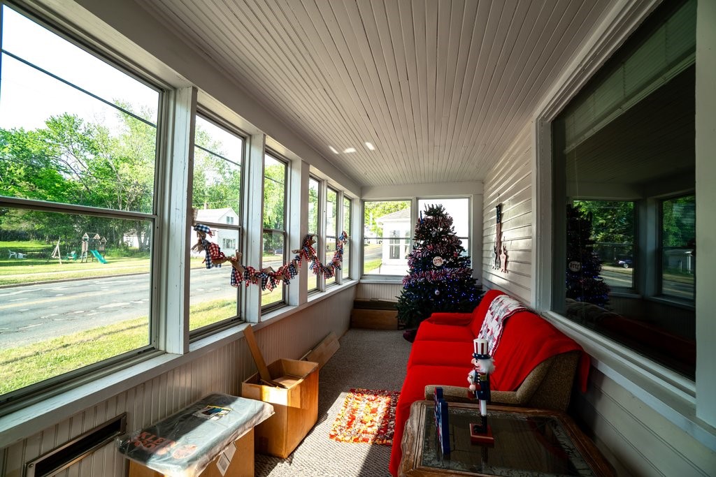 1102 14th Avenue E Property Photo 11