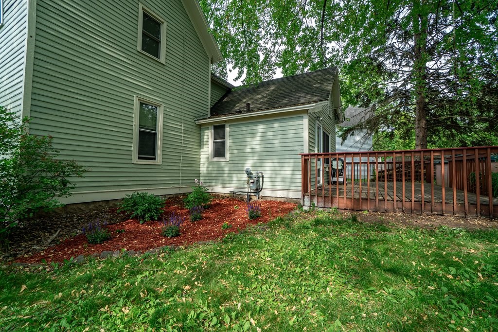 1102 14th Avenue E Property Photo 15