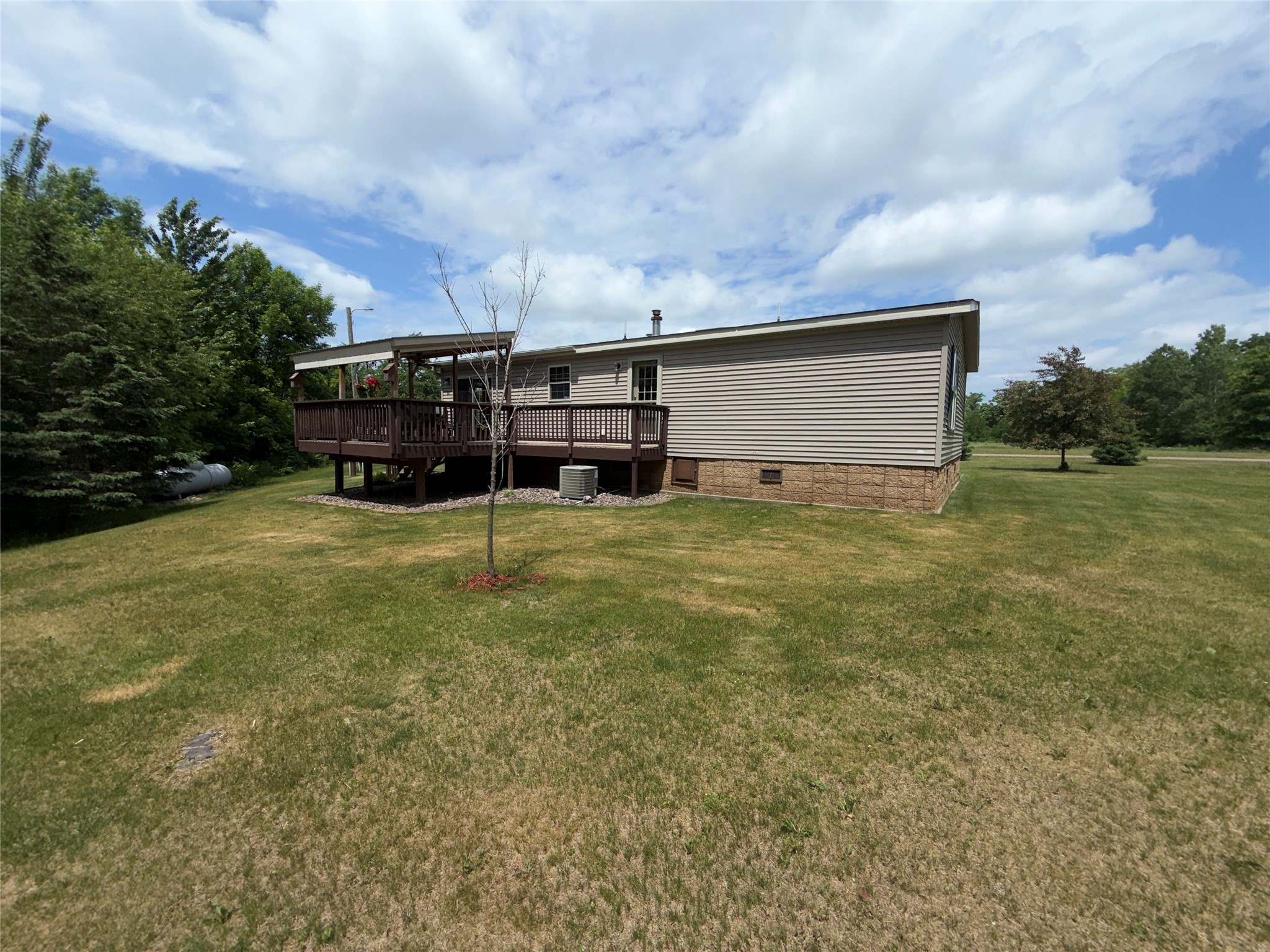 1130 N Sunset Lane Property Photo 4