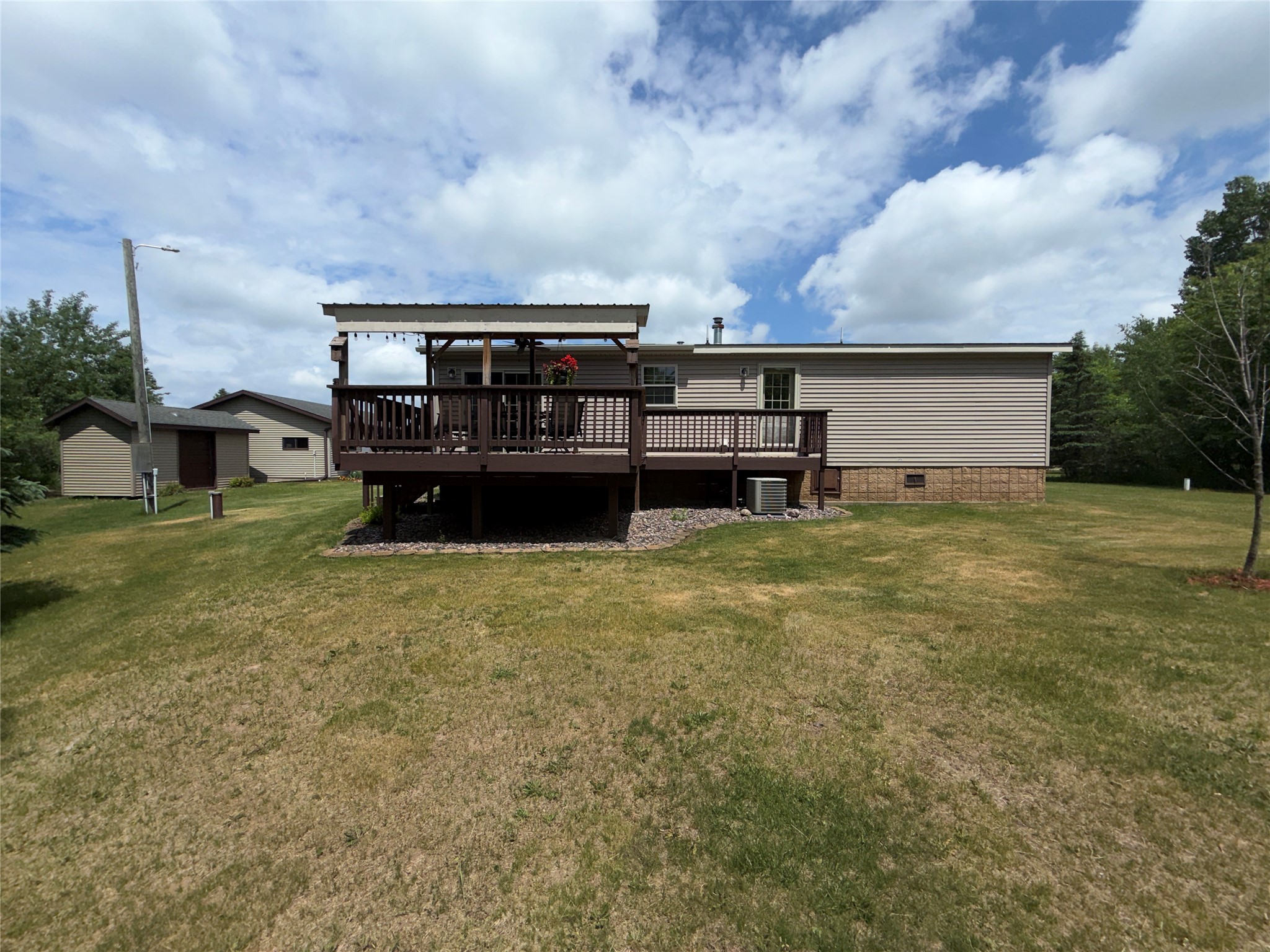 1130 N Sunset Lane Property Photo 6