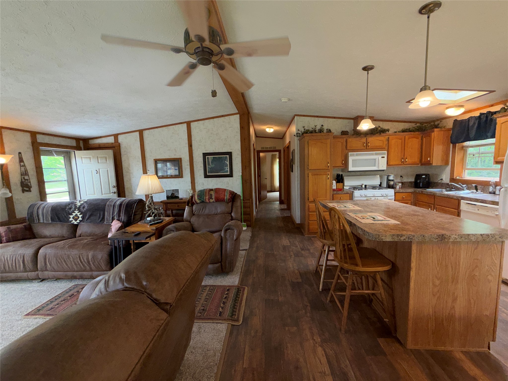 1130 N Sunset Lane Property Photo 22