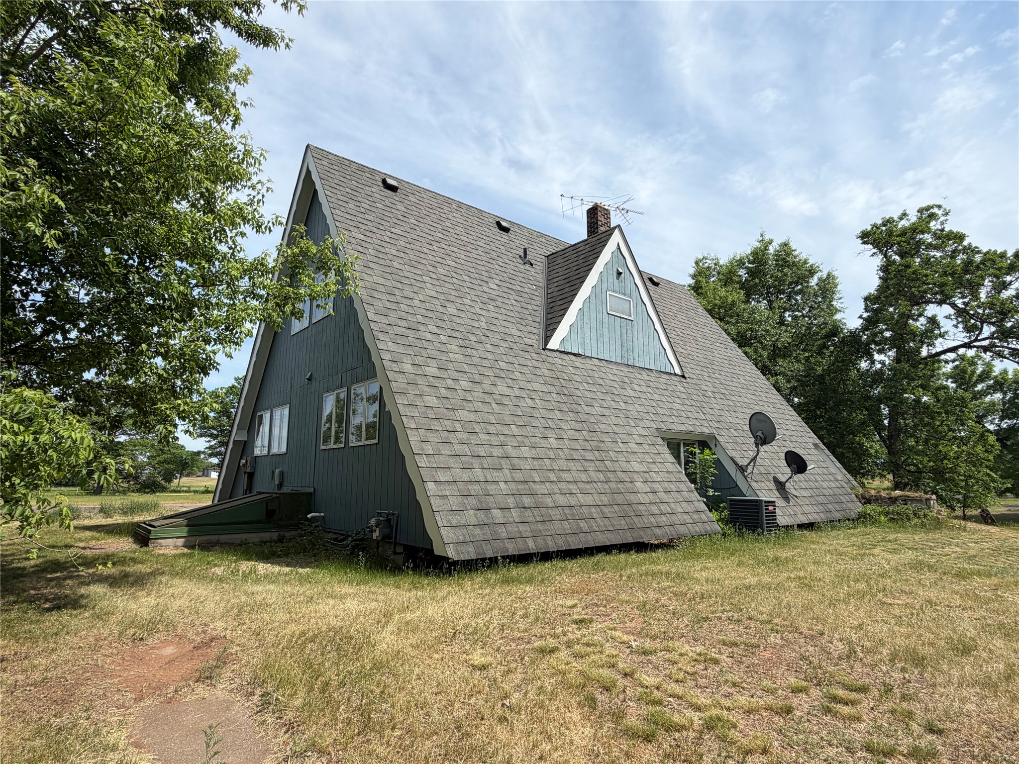 233 N Park Street Property Photo 5