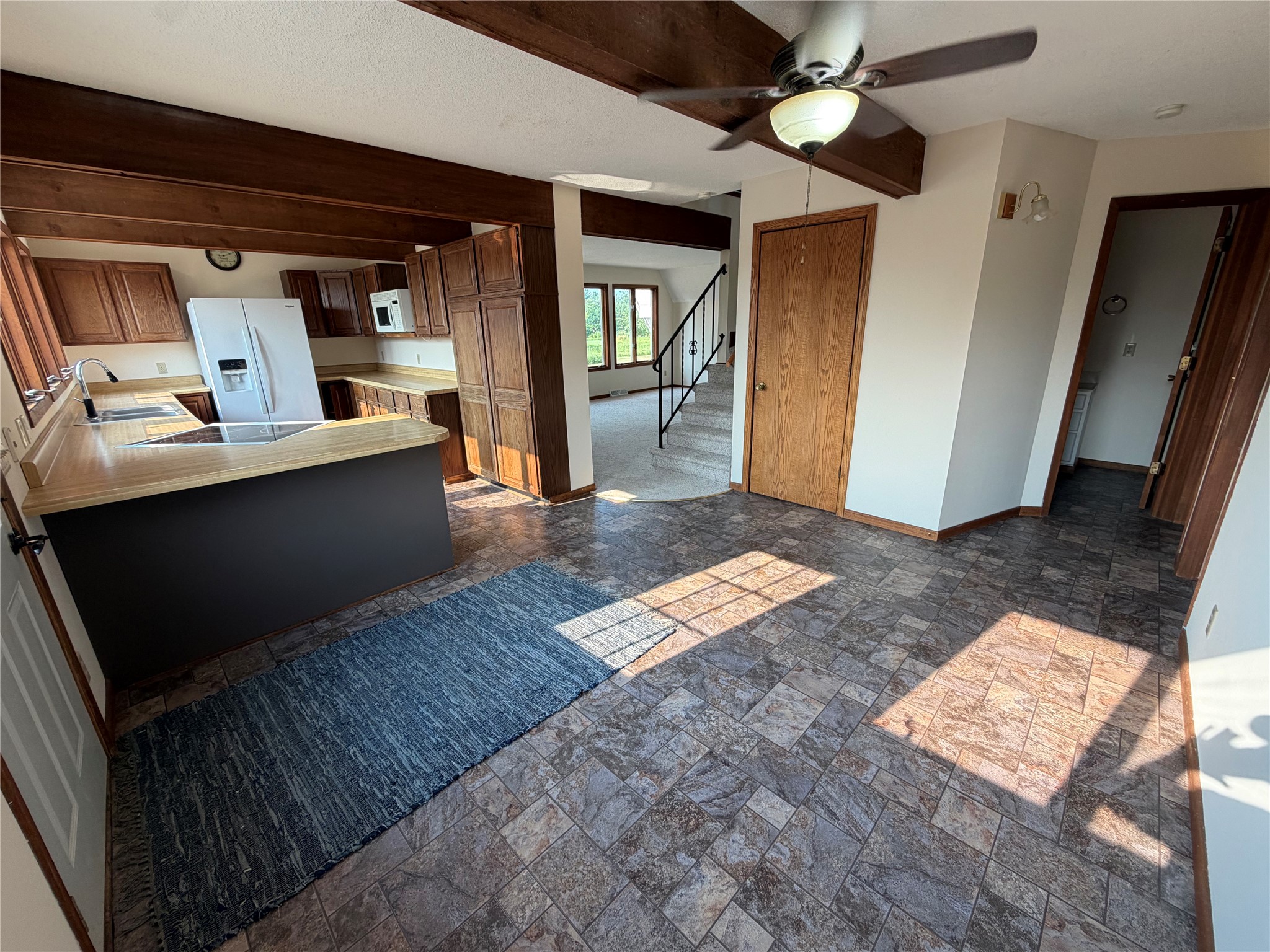233 N Park Street Property Photo 10