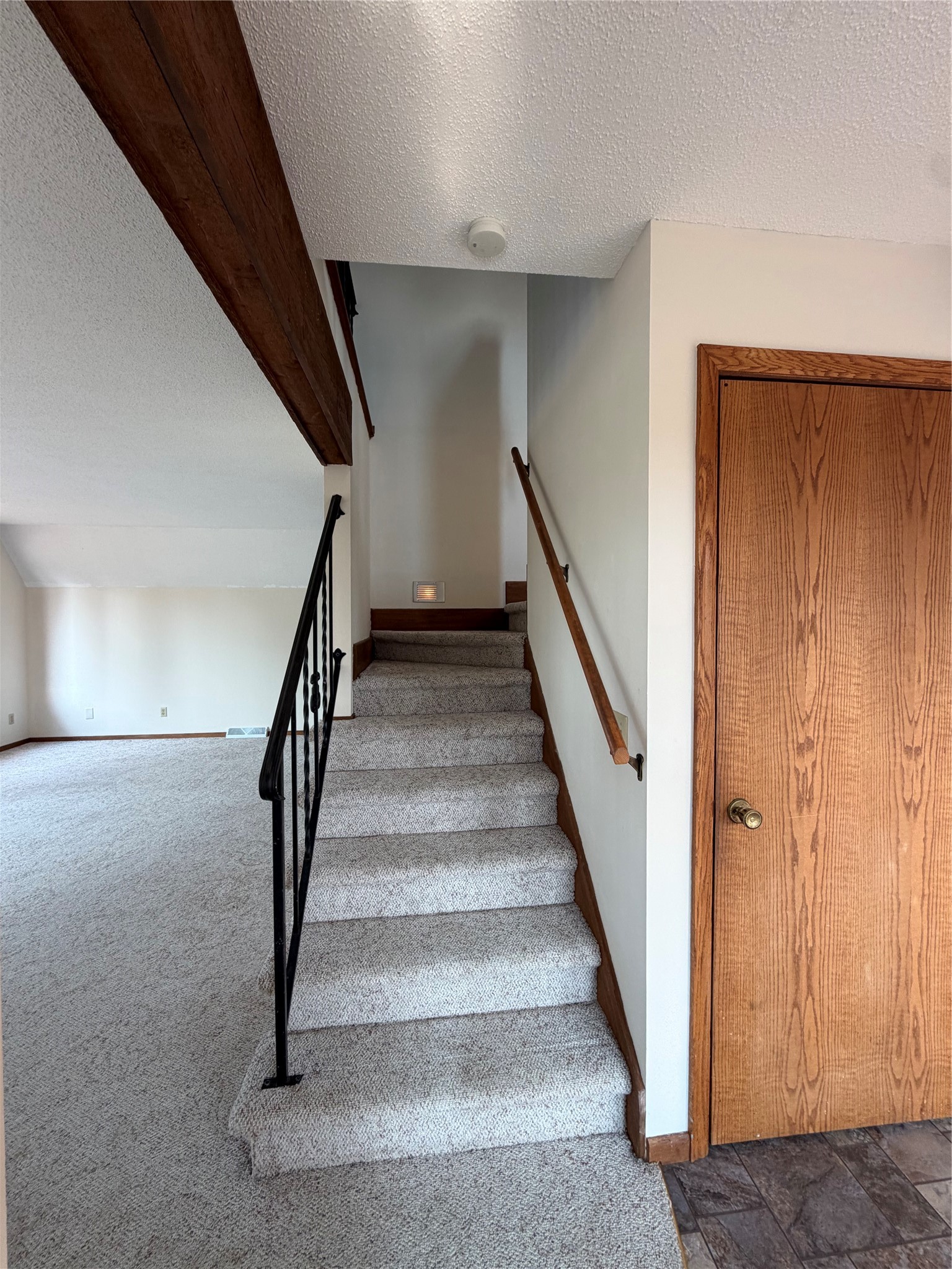 233 N Park Street Property Photo 21