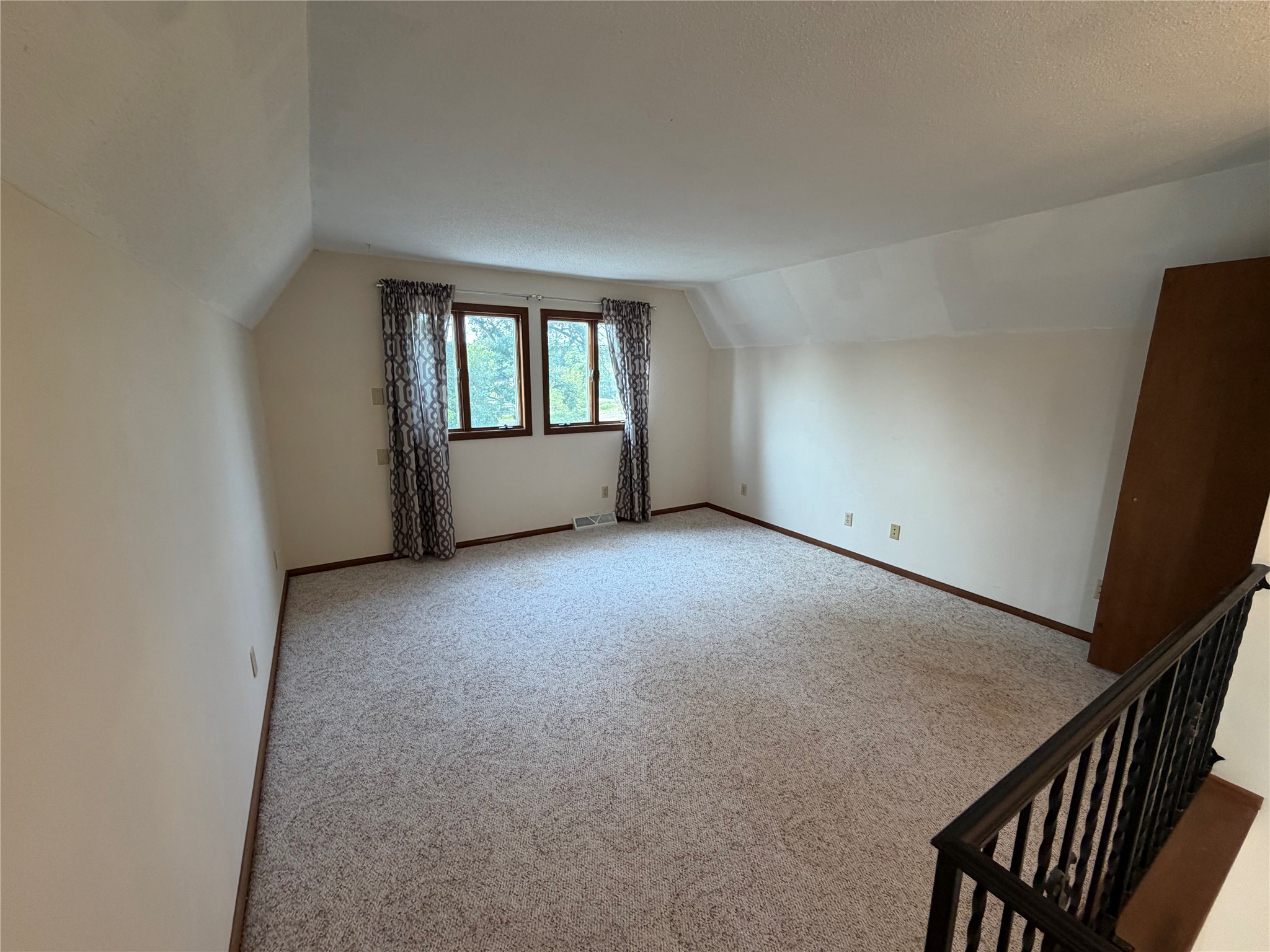 233 N Park Street Property Photo 23