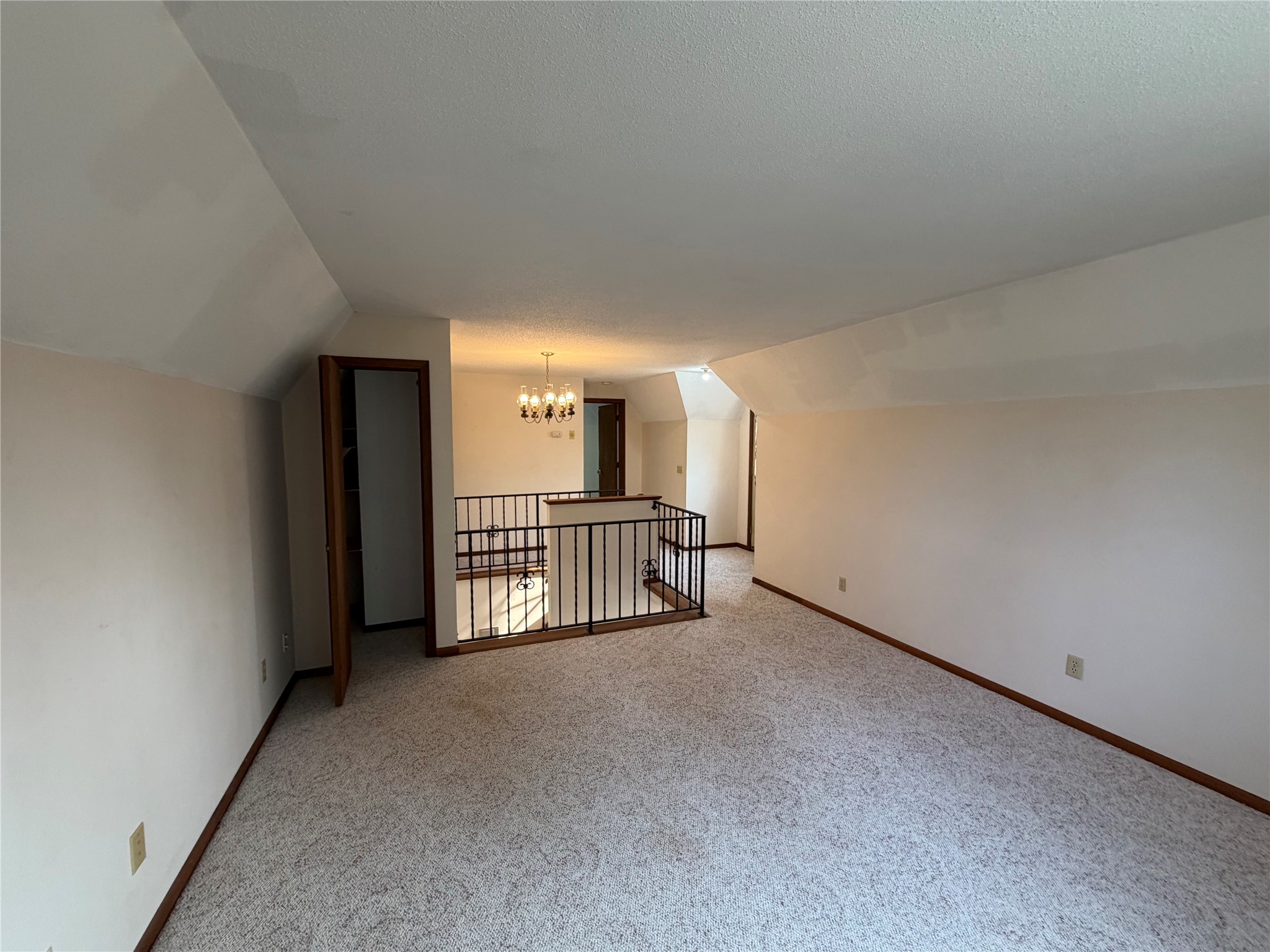 233 N Park Street Property Photo 24