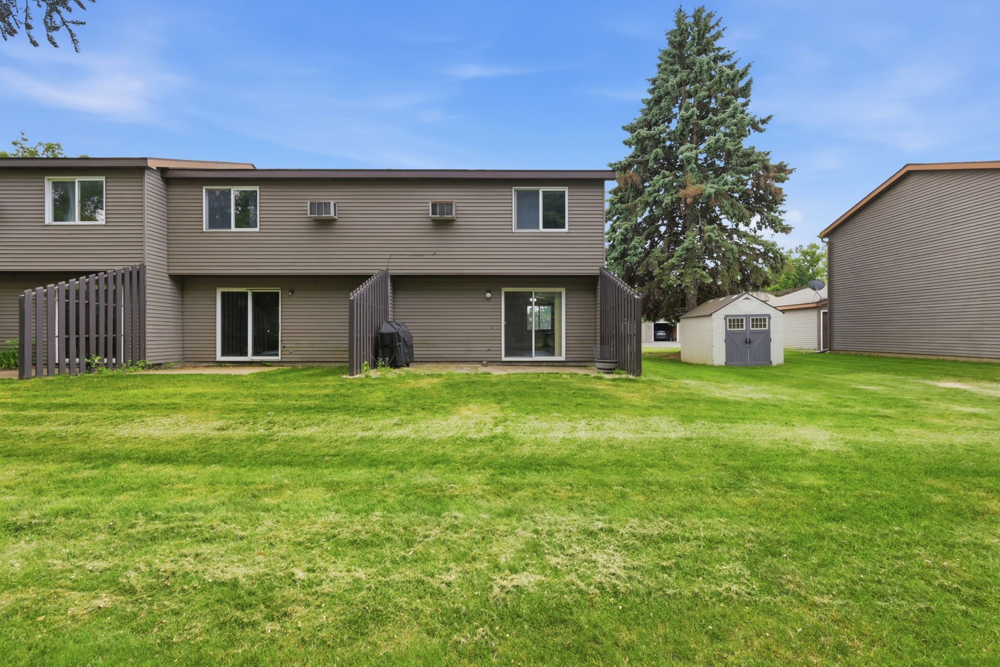 333 Odanah Avenue 4a Property Photo 17