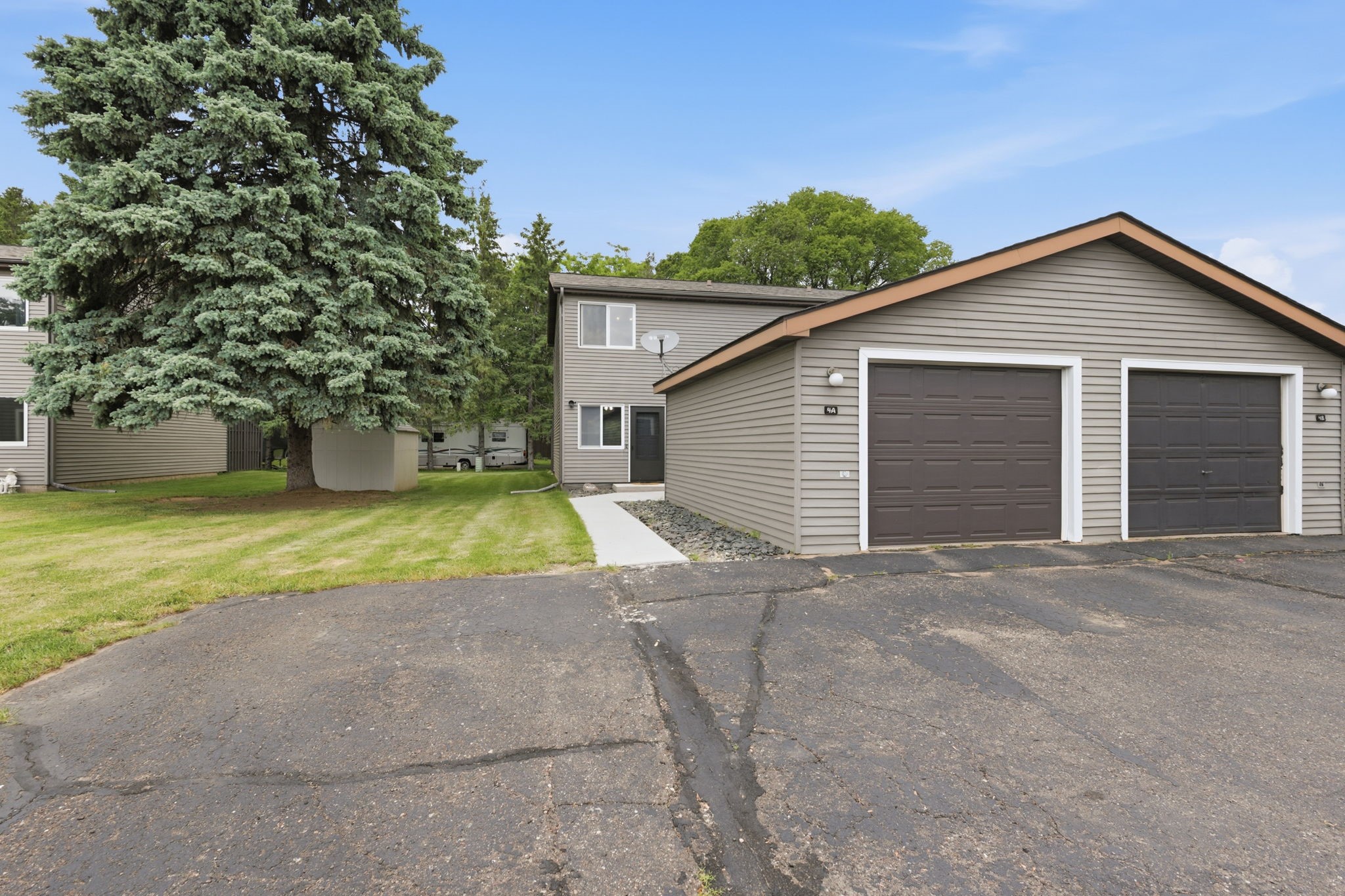 333 Odanah Avenue 4a Property Photo 22