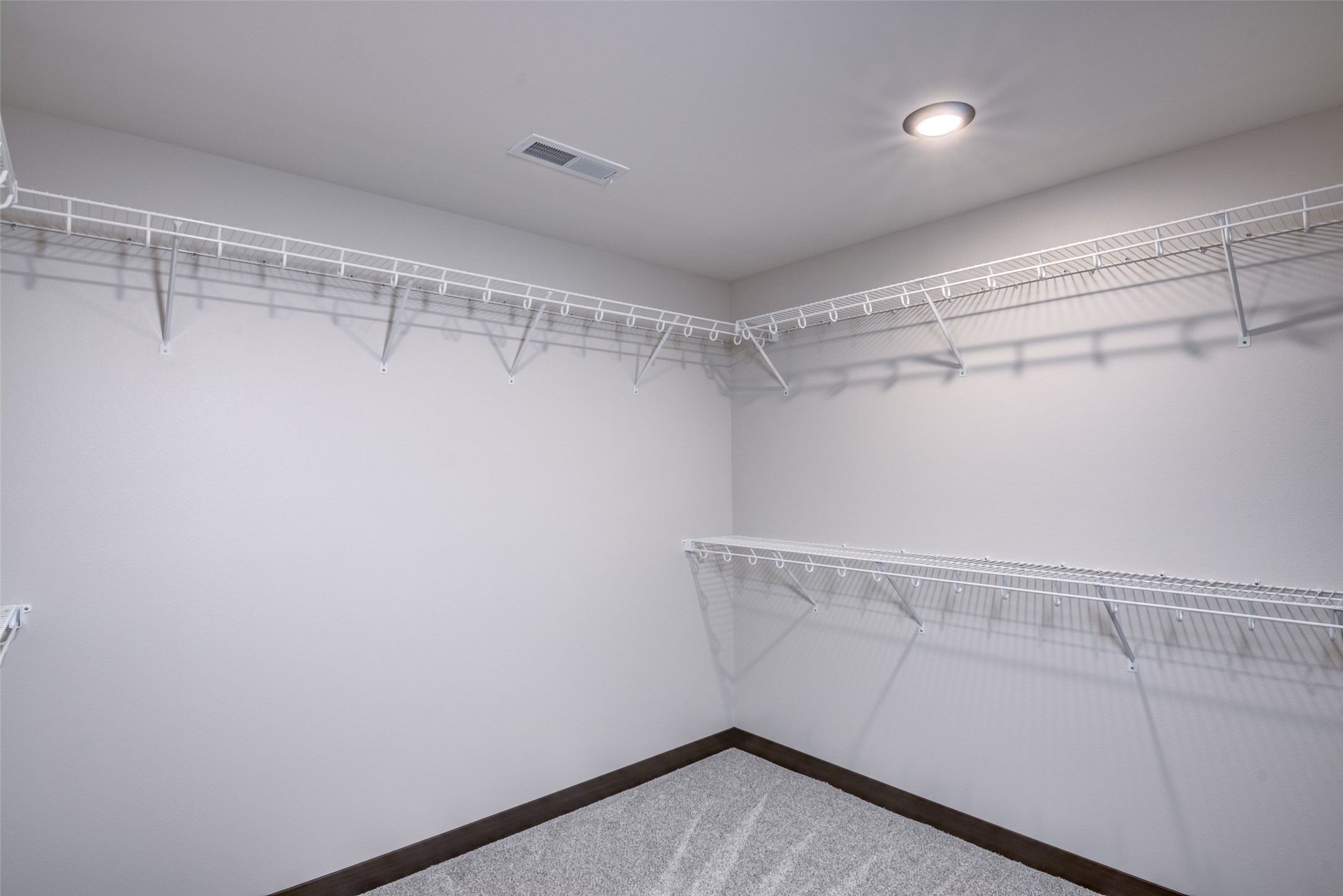 1921 Legacy Drive Property Photo 35