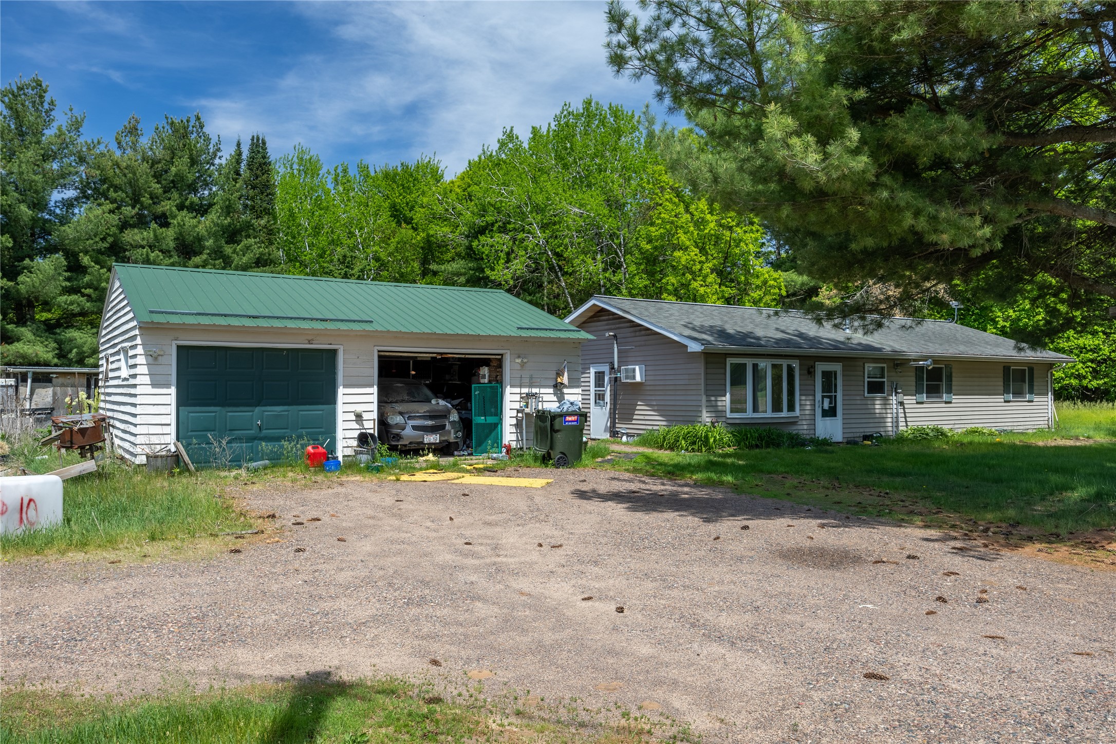 N1587 State Highway 40 Property Photo 1
