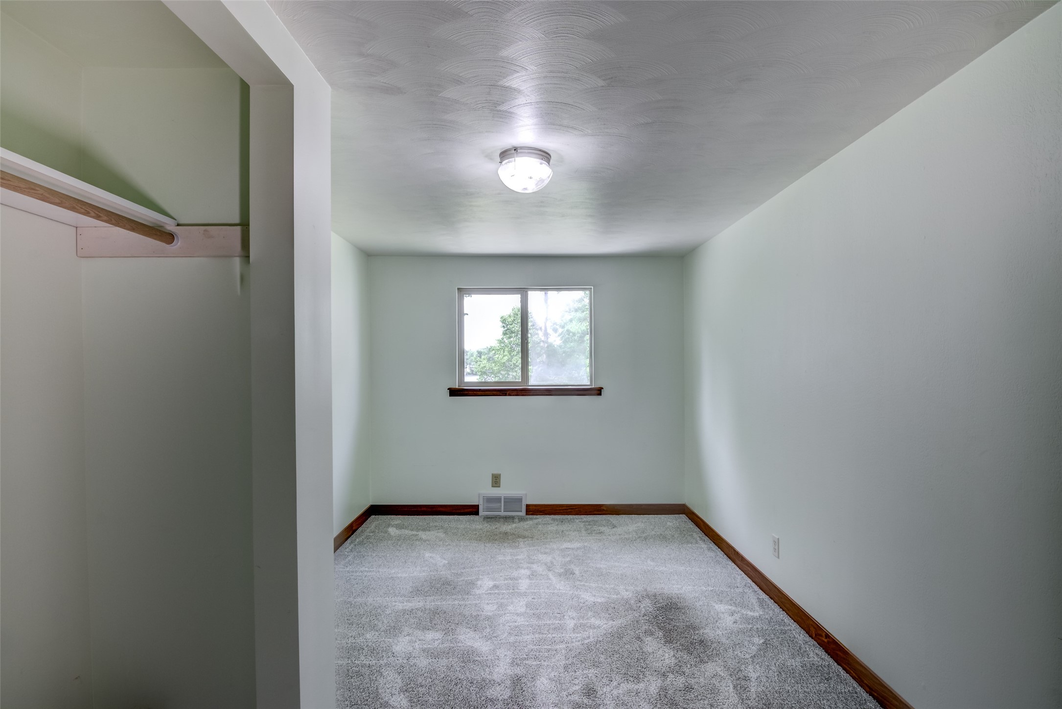 19968 70th Avenue Property Photo 34