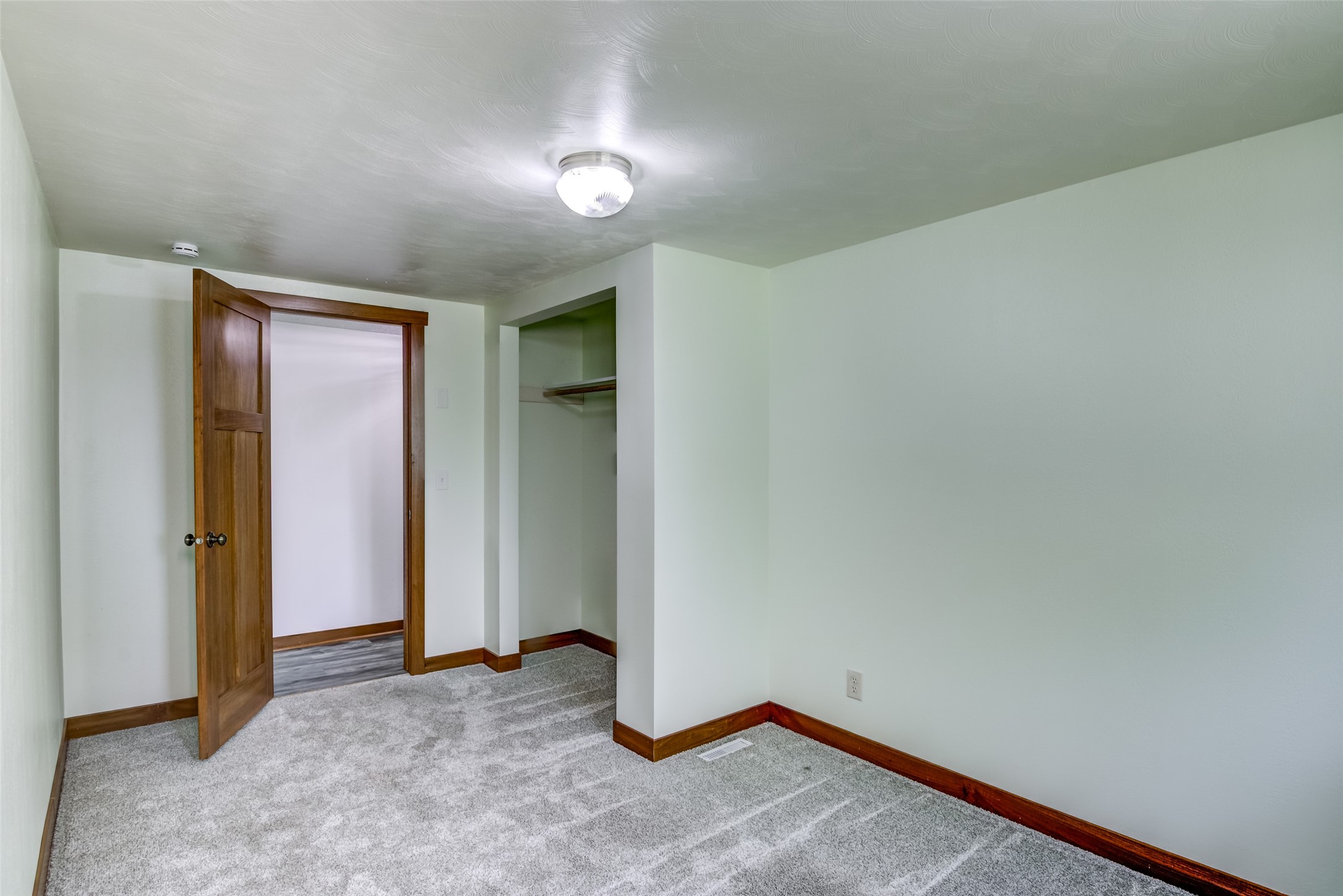 19968 70th Avenue Property Photo 35