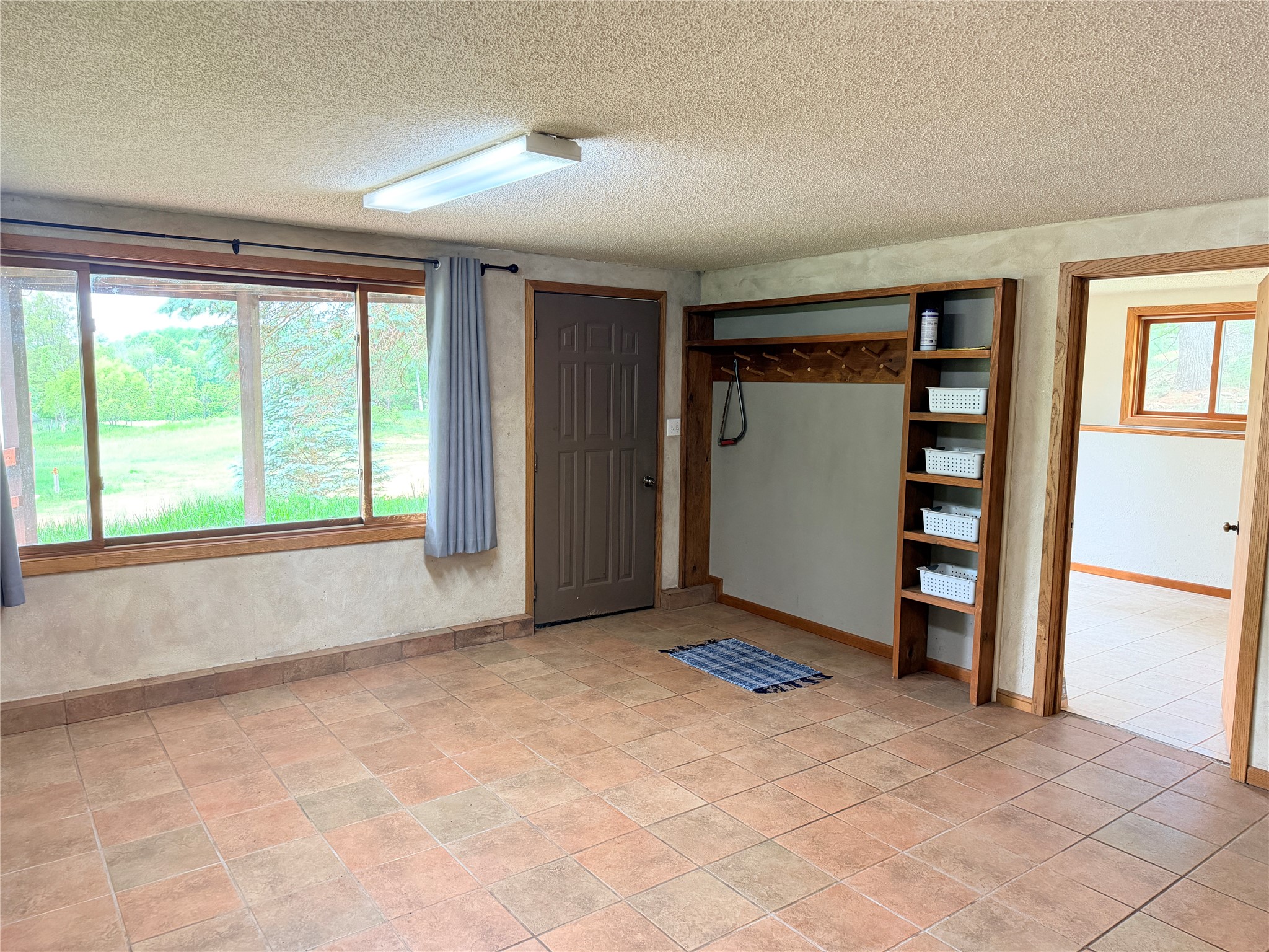 E3495 1210th Avenue Property Photo 38