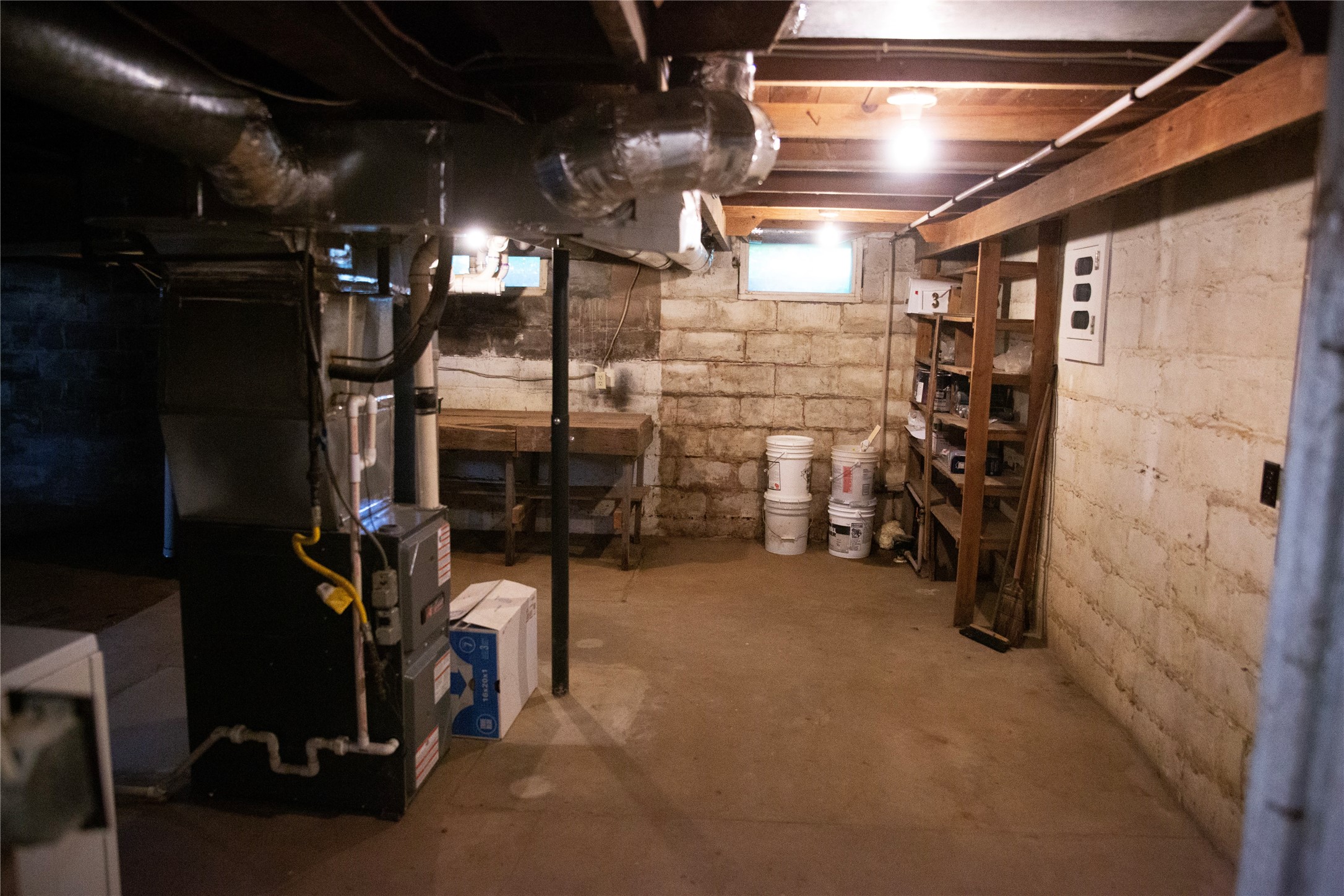 389 Lincoln Street Property Photo 11