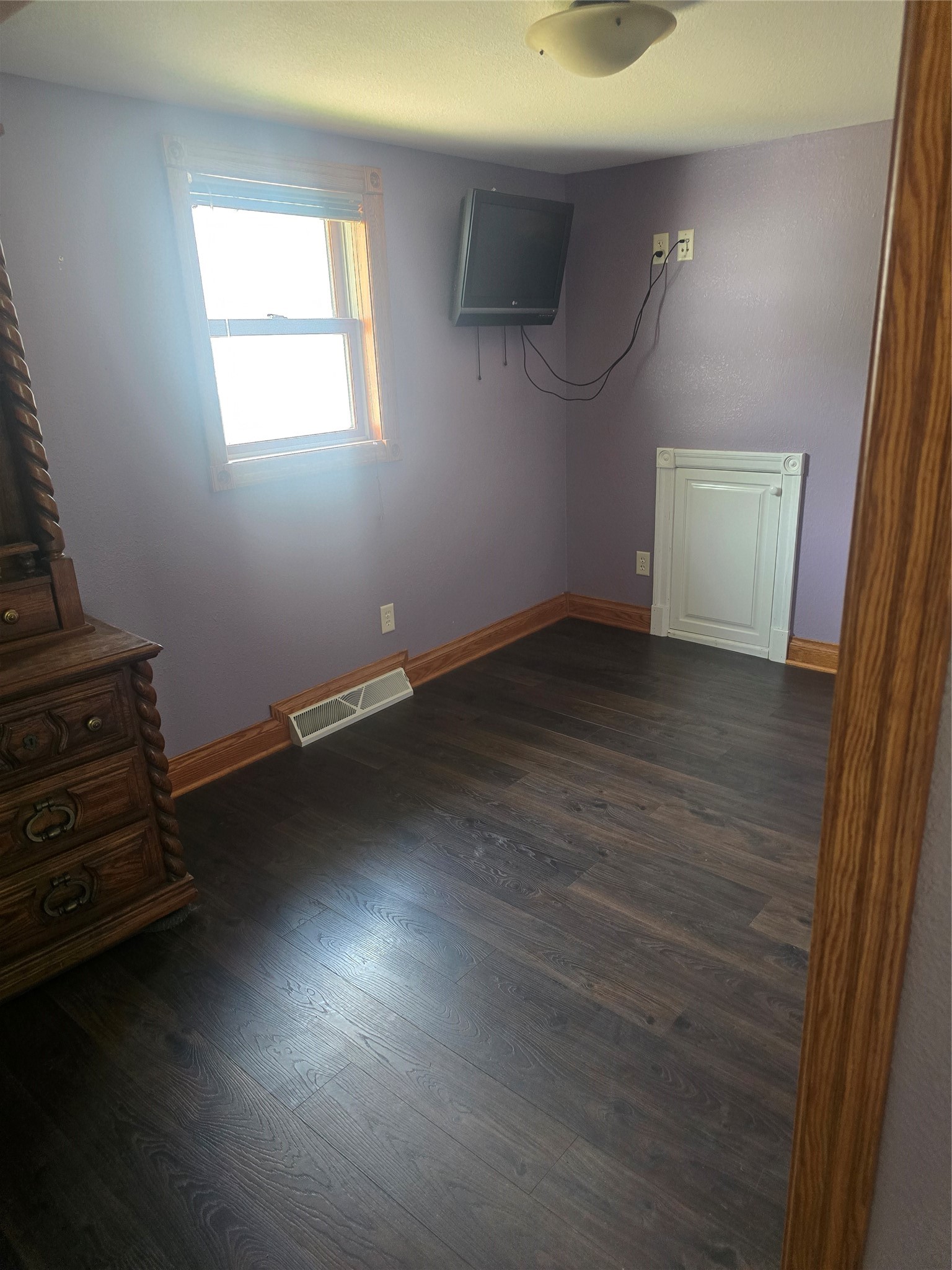 389 Lincoln Street Property Photo 34